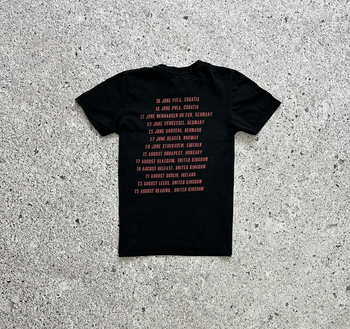 Band Tees Foo Fighters Tour 2019 Rock Band T-Shirt Size US S / EU 44-46 / 1 - 6 Thumbnail