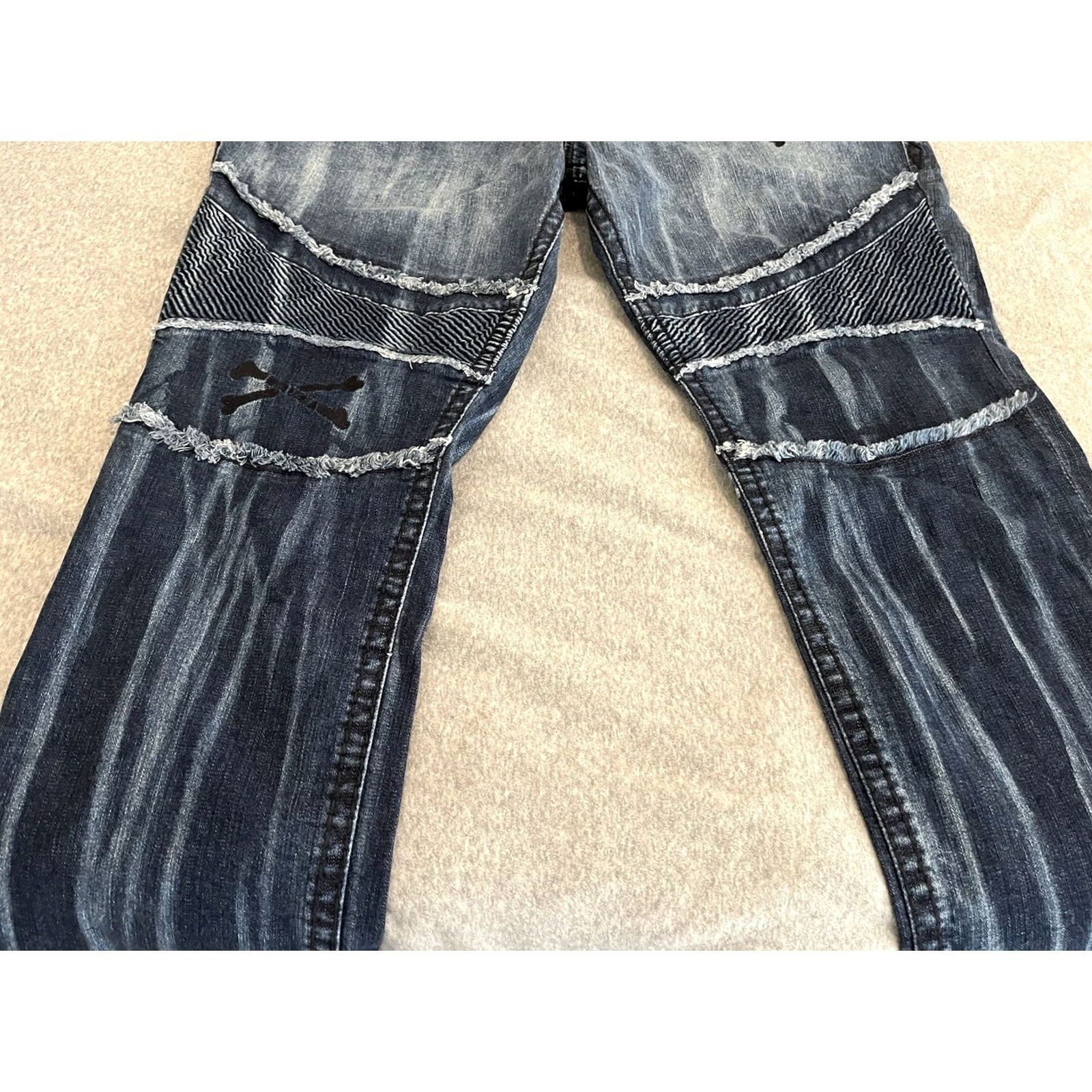 Vintage Rock Revival Jeans Biker Distressed Denim Mens 44x33 NWT Blue Cotton/Elastane Distressed Denim Mens Wed 90s Size US 44 / EU 60 - 5 Thumbnail