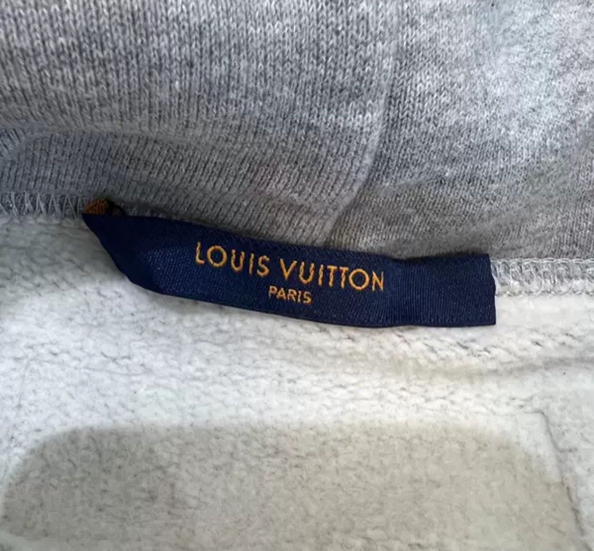 Louis Vuitton LOUIS VUITTON Logo Printed Casual Classic Hoodie Size US L / EU 52-54 / 3 - 3 Thumbnail