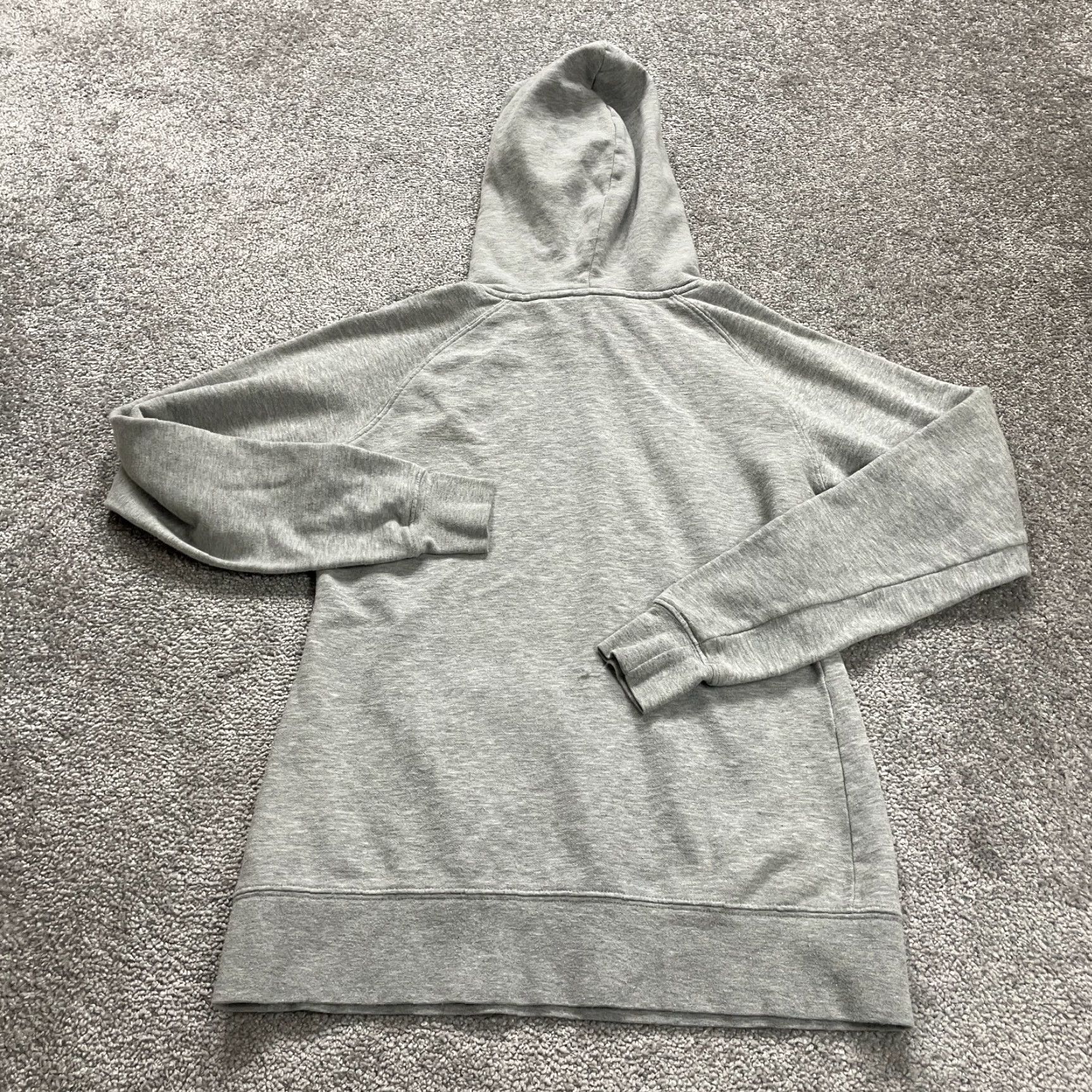 The North Face The North Face Hoodie Sweatshirt Women Small Gray Graphic Pocket Pullover Casual Size S / US 4 / IT 40 - 2 Thumbnail