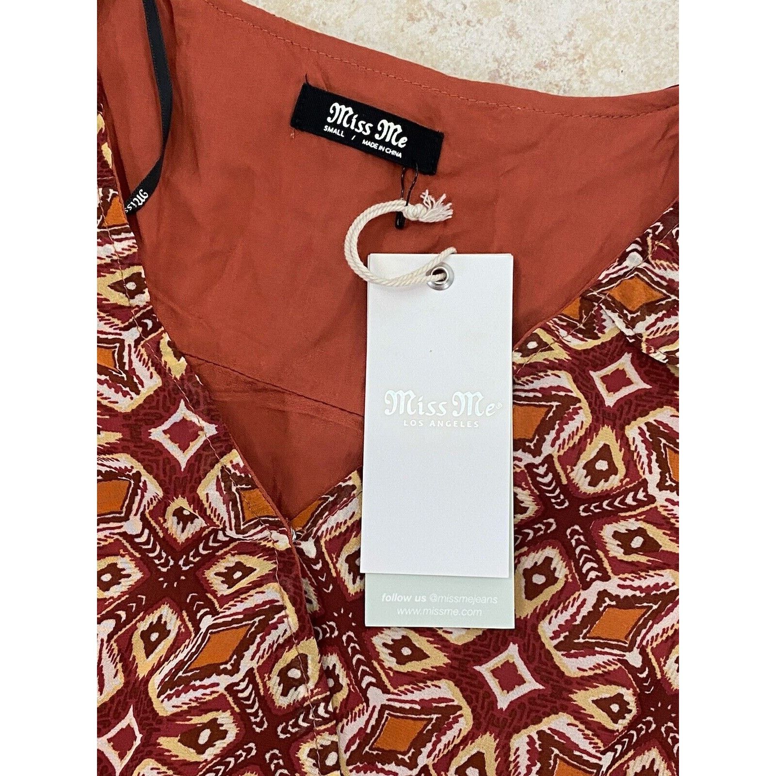 Miss Me NWT MISS ME Red Orange Bell Sleeve Cinched Waist Top Boho Size S / US 4 / IT 40 - 4 Thumbnail