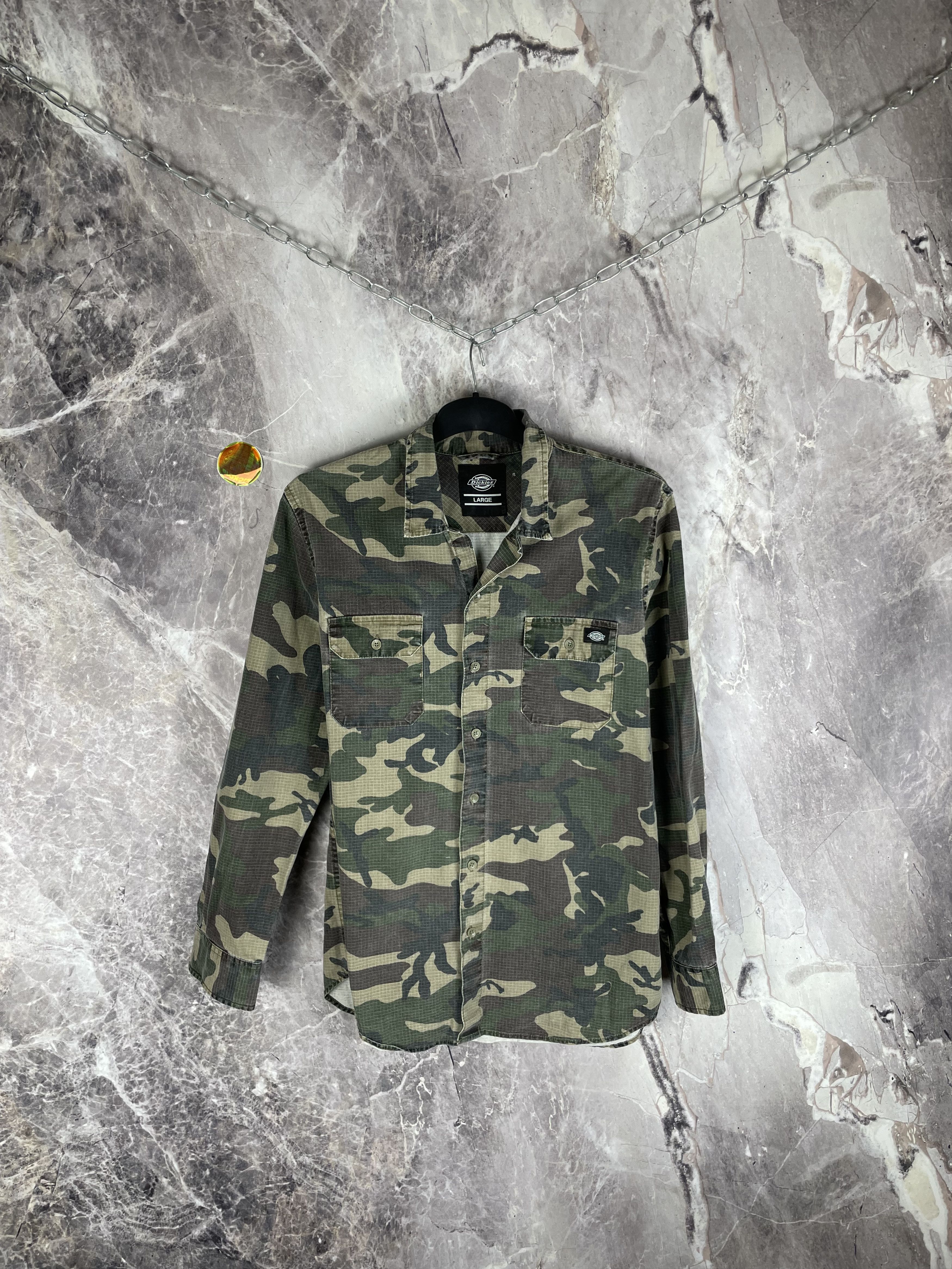 Dickies Vintage Dickies Camo Shirt Overshirt Workwear Size US L / EU 52-54 / 3 - 1 Thumbnail