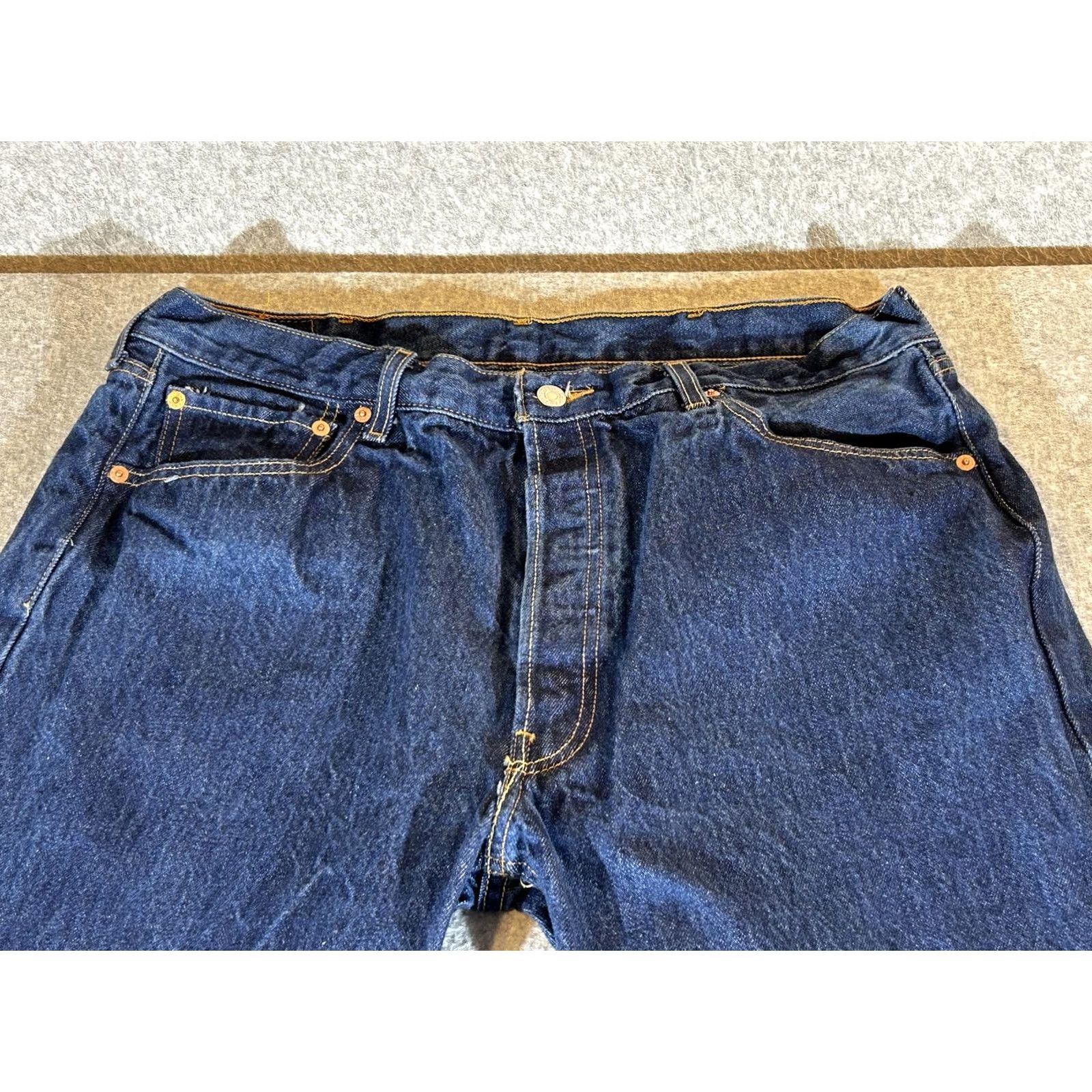 Levi's Levi's 501 Jeans Mens 38x30 Straight Denim Blue Dark Wash Button Fly Vintage? Size US 38 / EU 54 - 2 Thumbnail