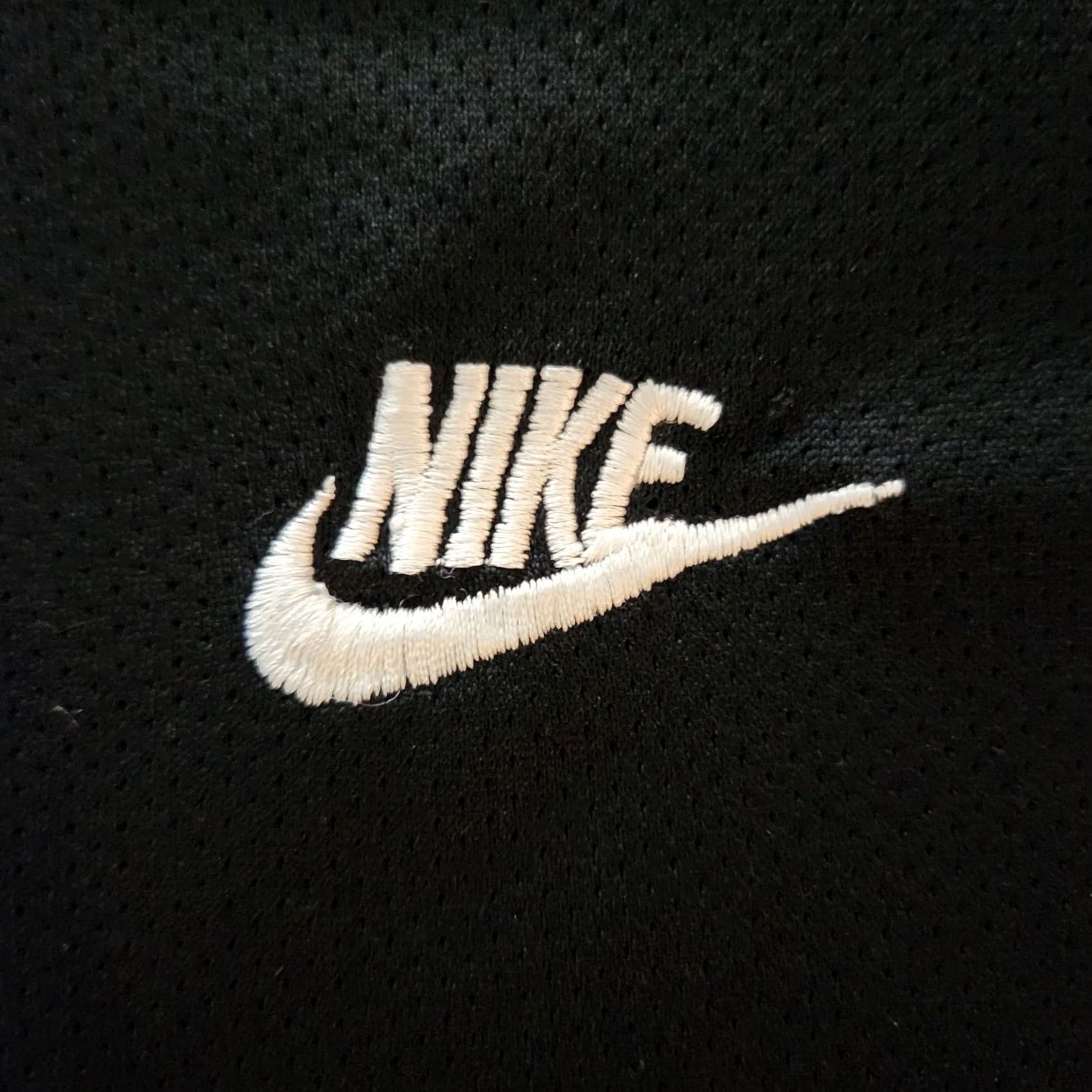 Nike VINTAGE Nike Performance T Shirt Tee Mens XL Black Embroidered Logo 90s Sports Y2K Gui? Size US XL / EU 56 / 4 - 3 Thumbnail