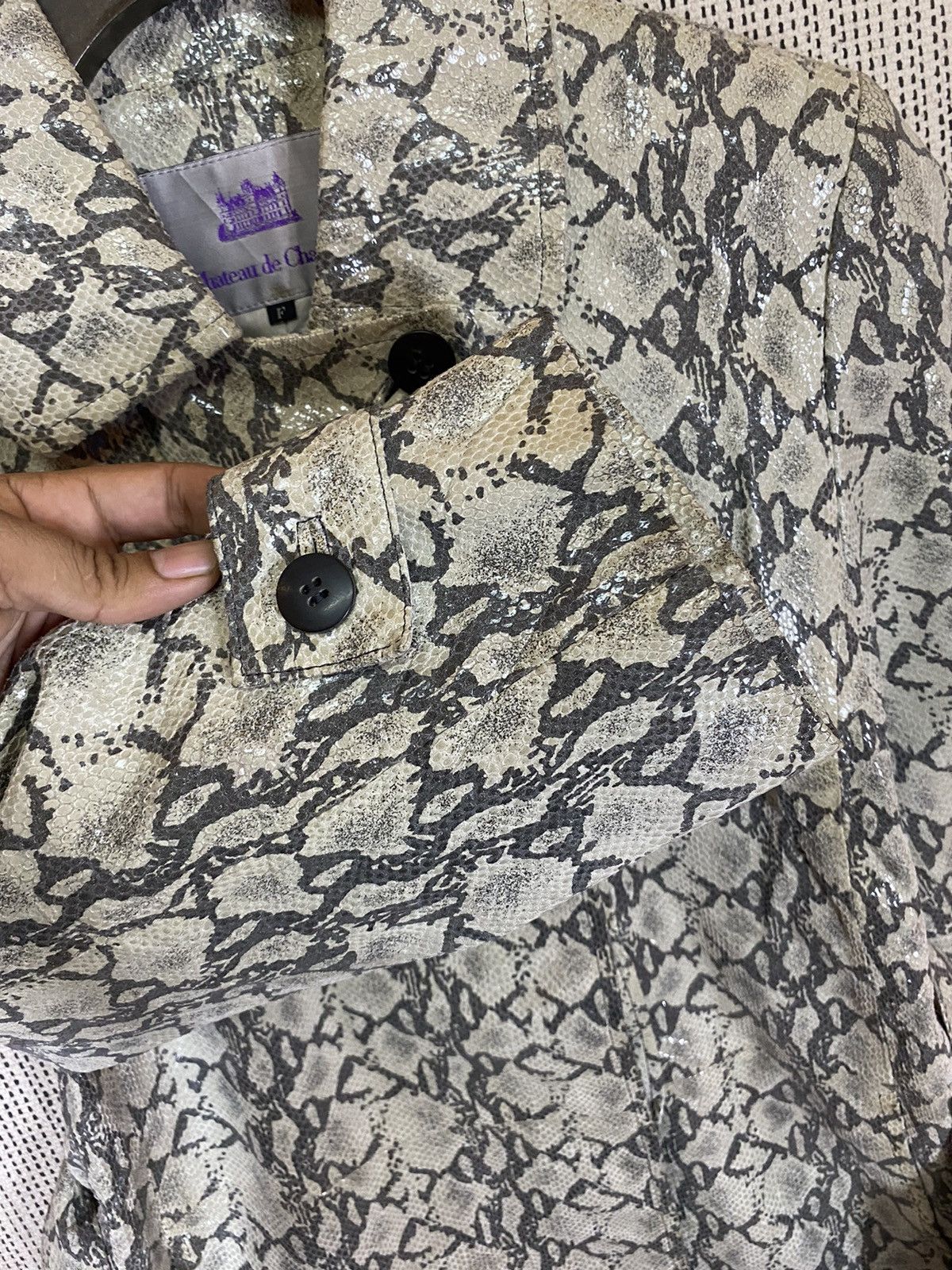 Designer ‼️CHATEAU DE CHALLAIN SNAKE SKIN DESIGN VERY RARE‼️ Size US M / EU 48-50 / 2 - 5 Thumbnail