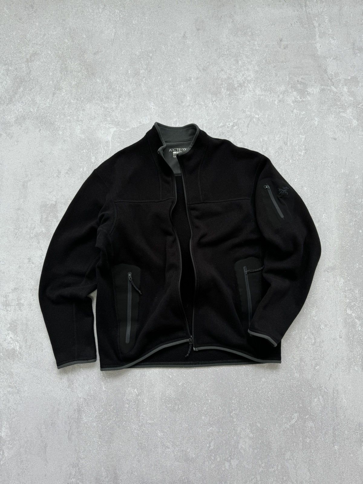 image of Vintage Arcteryx Polartec Black Zip Fleece Jacket Logo, Men's (Size Large)