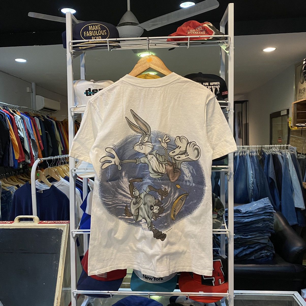 Vintage Vtg 1995 Tazmania Bugs Bunny All Over Print T-Shirt Sz M Size US M / EU 48-50 / 2 - 2 Thumbnail