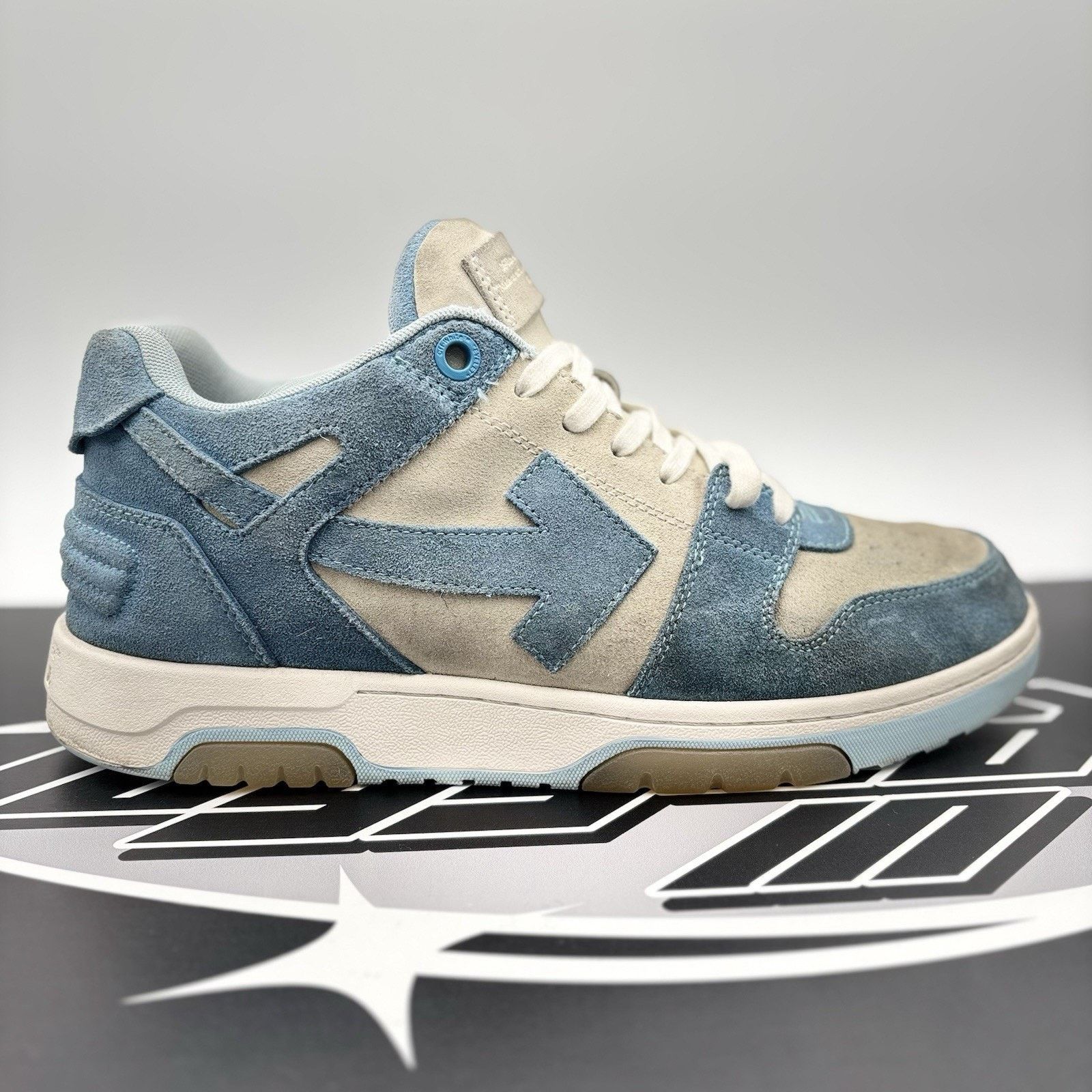 Off-White Off-White Out of Office Suede ' Light Blue, White ‘ Size US 12 / EU 45 - 2 Thumbnail