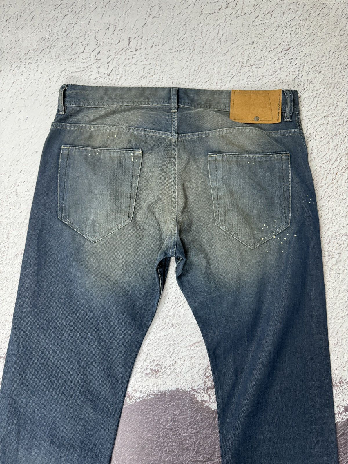Diesel Black Gold Diesel Black Gold dirty painted style casual denim jeans Size US 36 / EU 52 - 18 Thumbnail