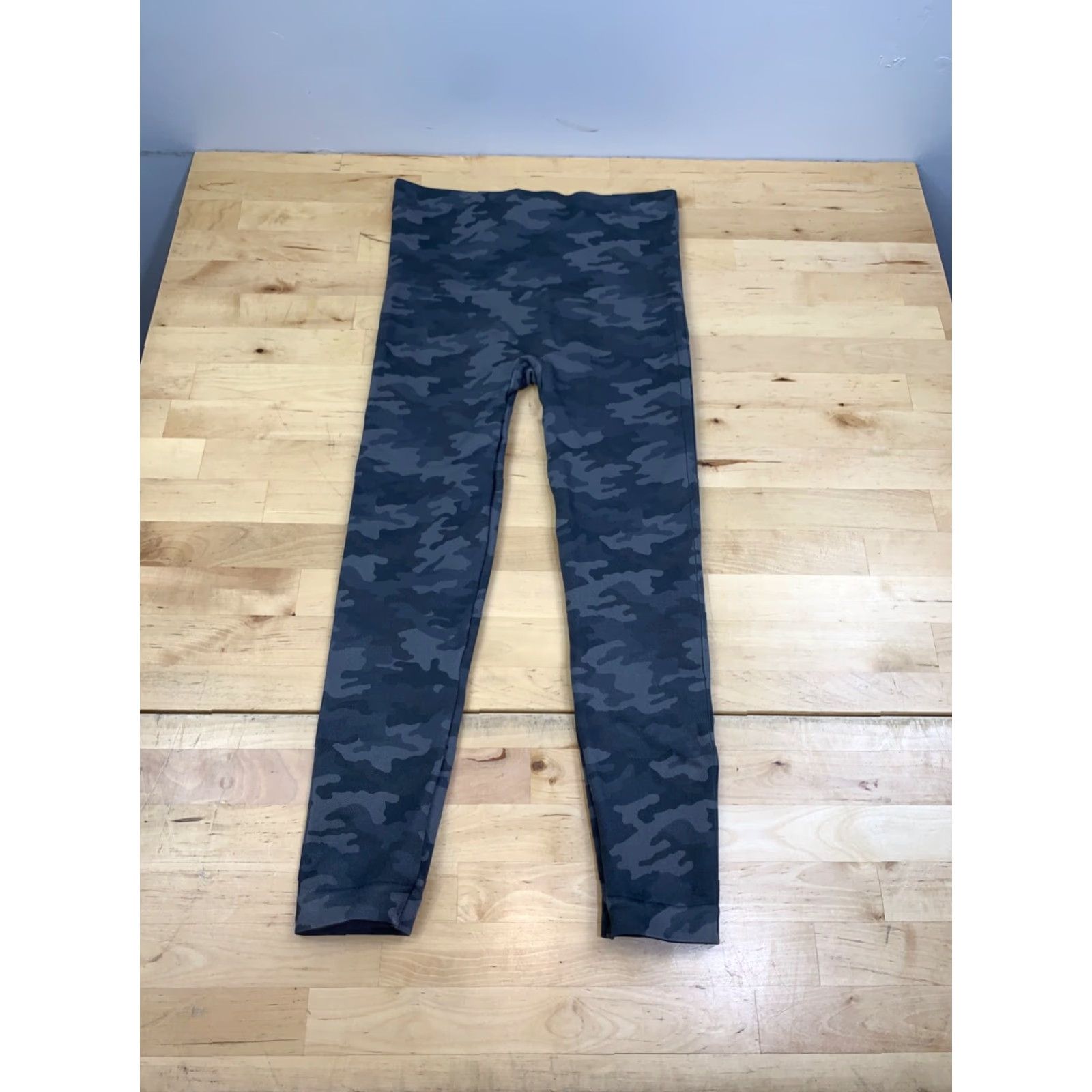 Spanx Spanx Leggings Womens M Green Activewear Gym Pull On #9616 Size 32" / US 10 / IT 46 - 8 Thumbnail