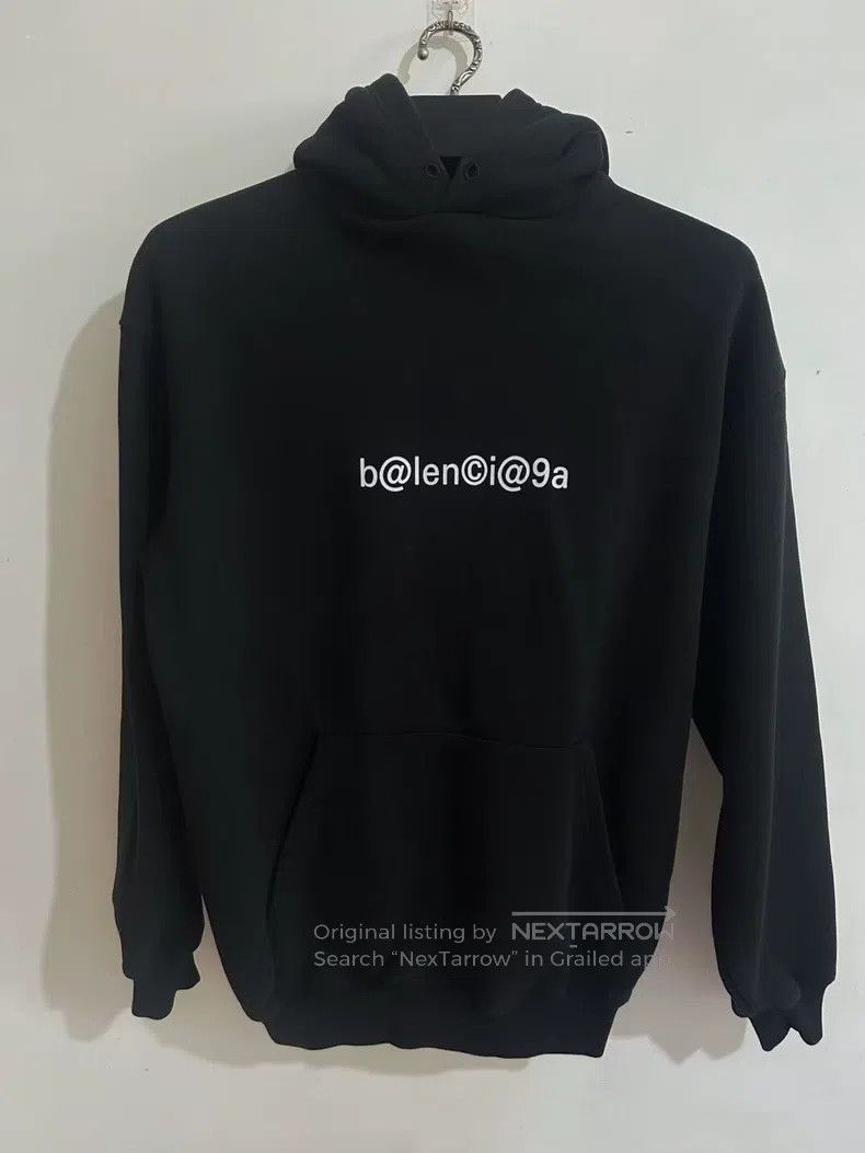 Balenciaga Balenciaga Black Hooded Sweatshirt XXS Size US XXS / EU 40 - 1 Thumbnail