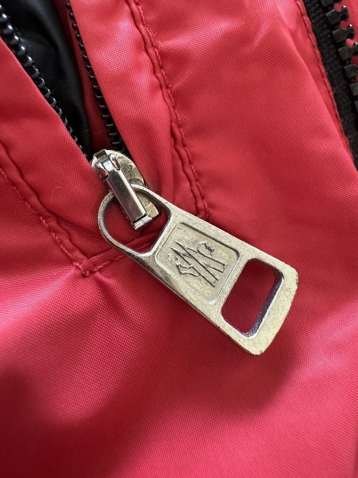 Moncler Moncler Bulgarie red puffer jacket with fur Size US XL / EU 56 / 4 - 12 Thumbnail