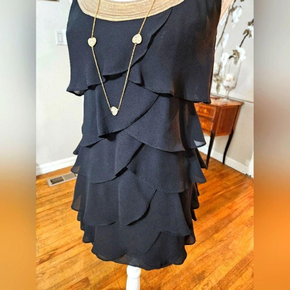 Designer Robbie Bee Layered Black Dress with Gold Neckline Size S / US 4 / IT 40 - 2 Thumbnail