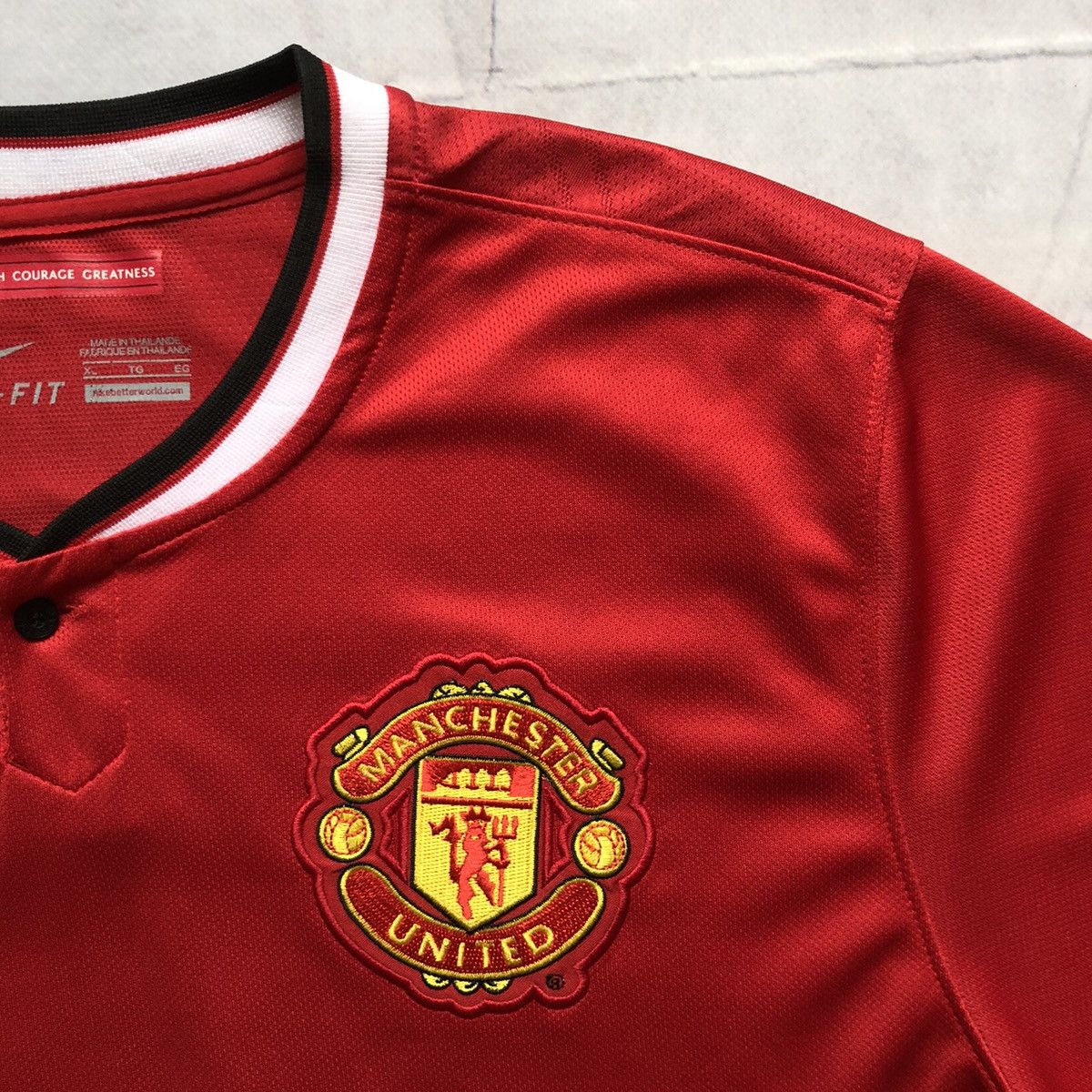 Nike × Vintage vintage Nike Manchester Soccer Jersey T-Shirt Y2K authentic Size US XL / EU 56 / 4 - 2 Thumbnail