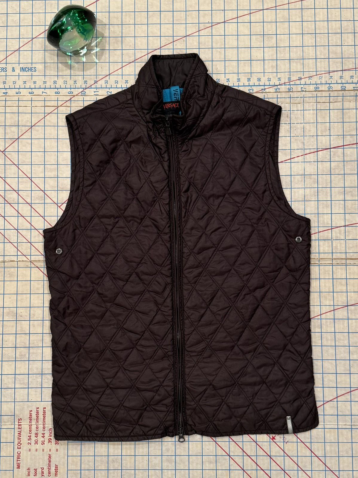 Versus Versace Vintage Versace Sport Brown Quilted Vest Fits Small Full Zip Size US S / EU 44-46 / 1 - 1 Thumbnail