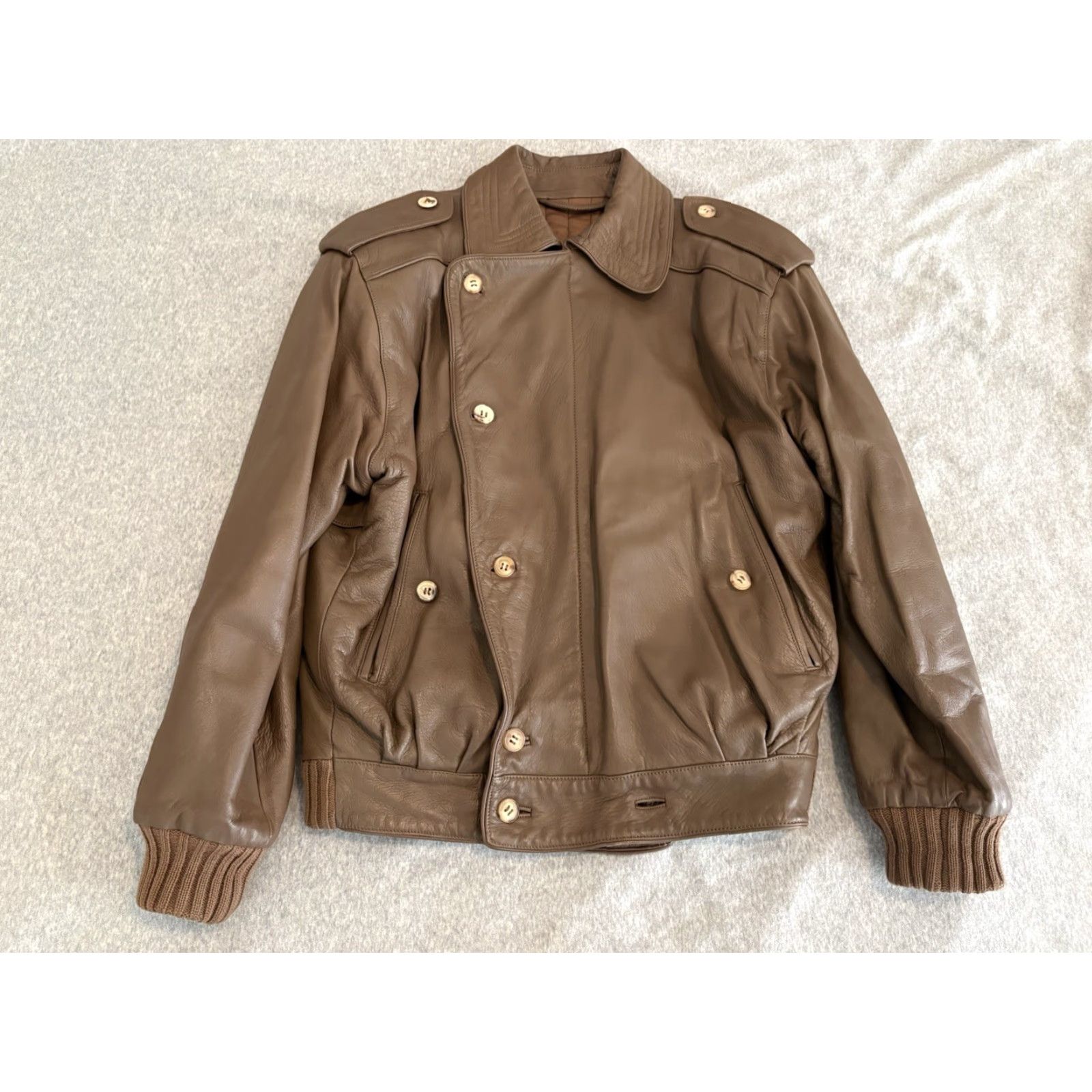 Loewe VINTAGE LOEWE Brown Leather Coat Jacket Mens 50 Brown Leather Jacket (Solid) Spain Size US M / EU 48-50 / 2 - 2 Thumbnail