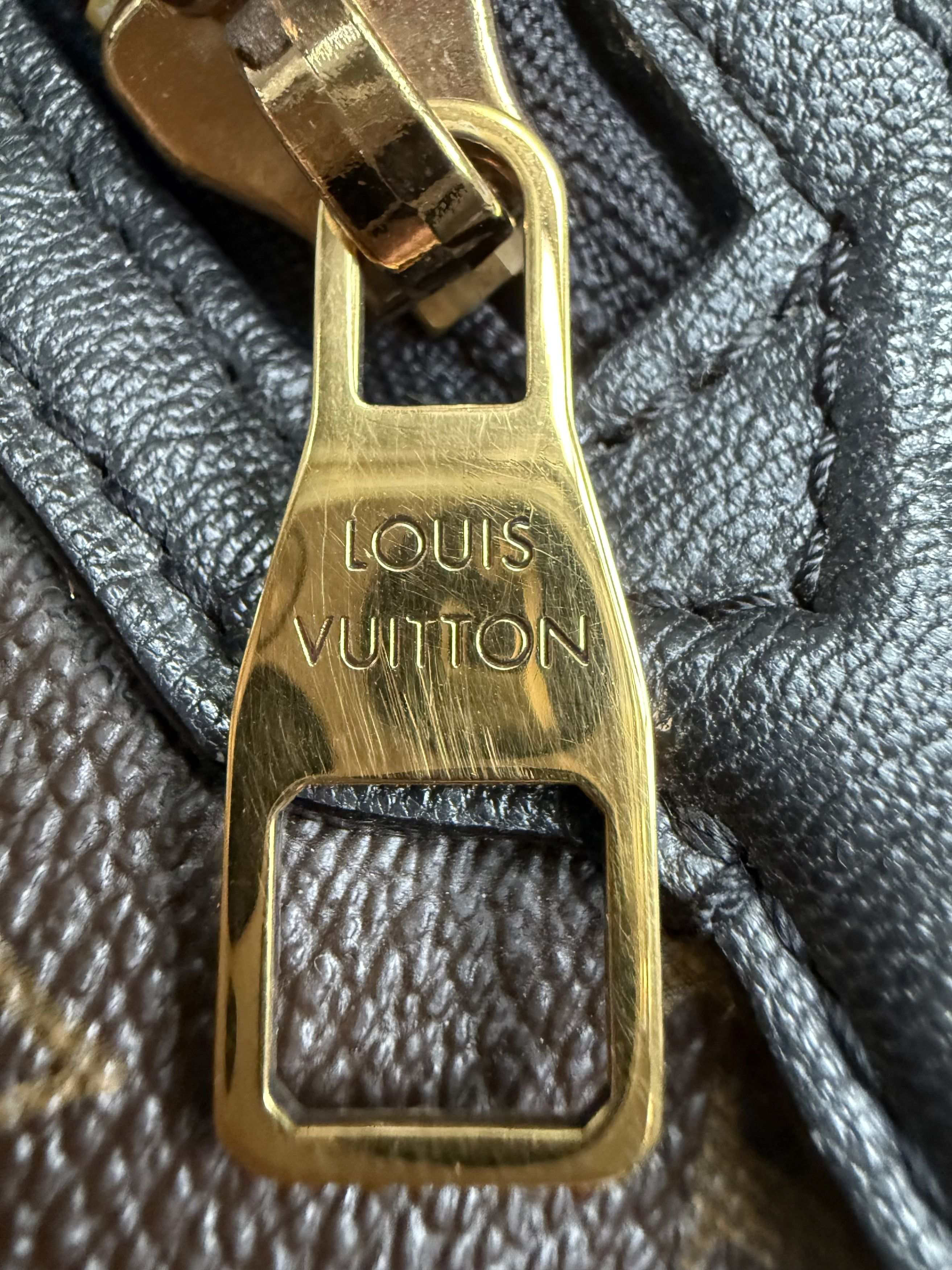 Louis Vuitton Louis Vuitton Marine Monogram Canvas & Leather Bag Size ONE SIZE - 19 Thumbnail
