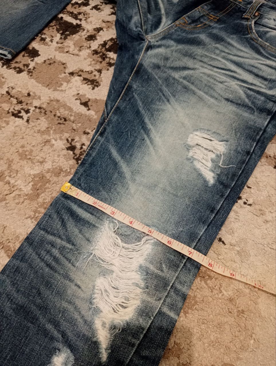 If Six Was Nine Vintage Daisy Distressed Jeans Size US 31 - 16 Thumbnail