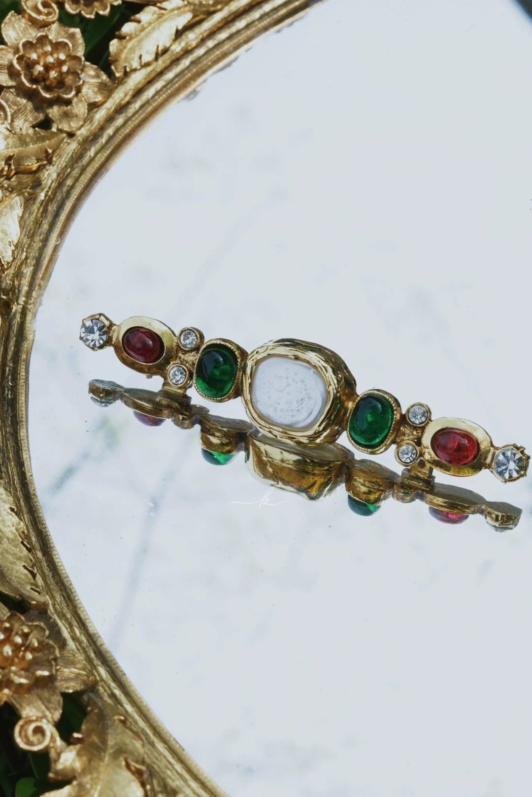 Chanel CHANEL Vintage Red Green Gripoix Bar Brooch Size ONE SIZE - 2 Thumbnail