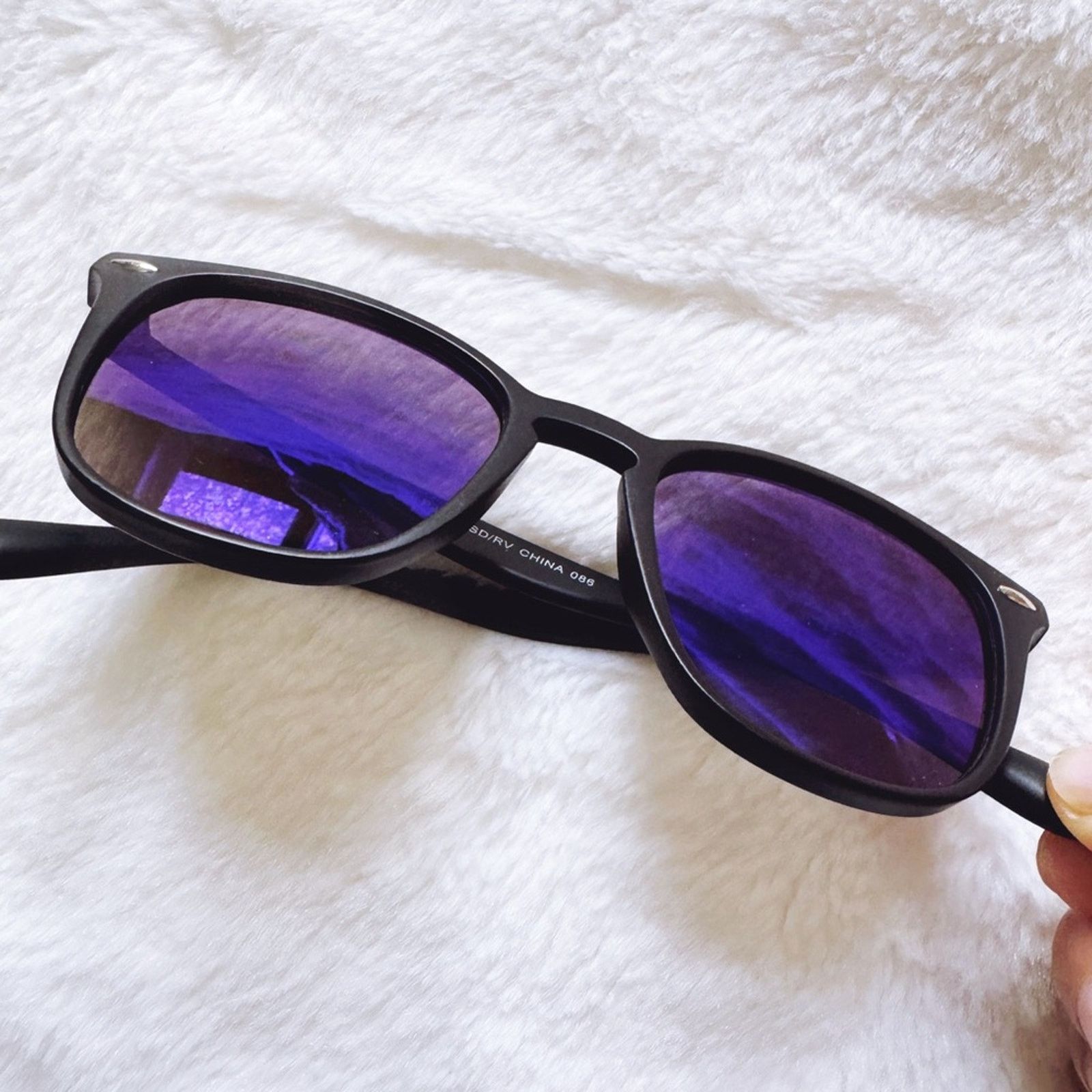 Other Milo Blue Oversized Oval Horn Rims Sunglasses Size ONE SIZE - 6 Thumbnail