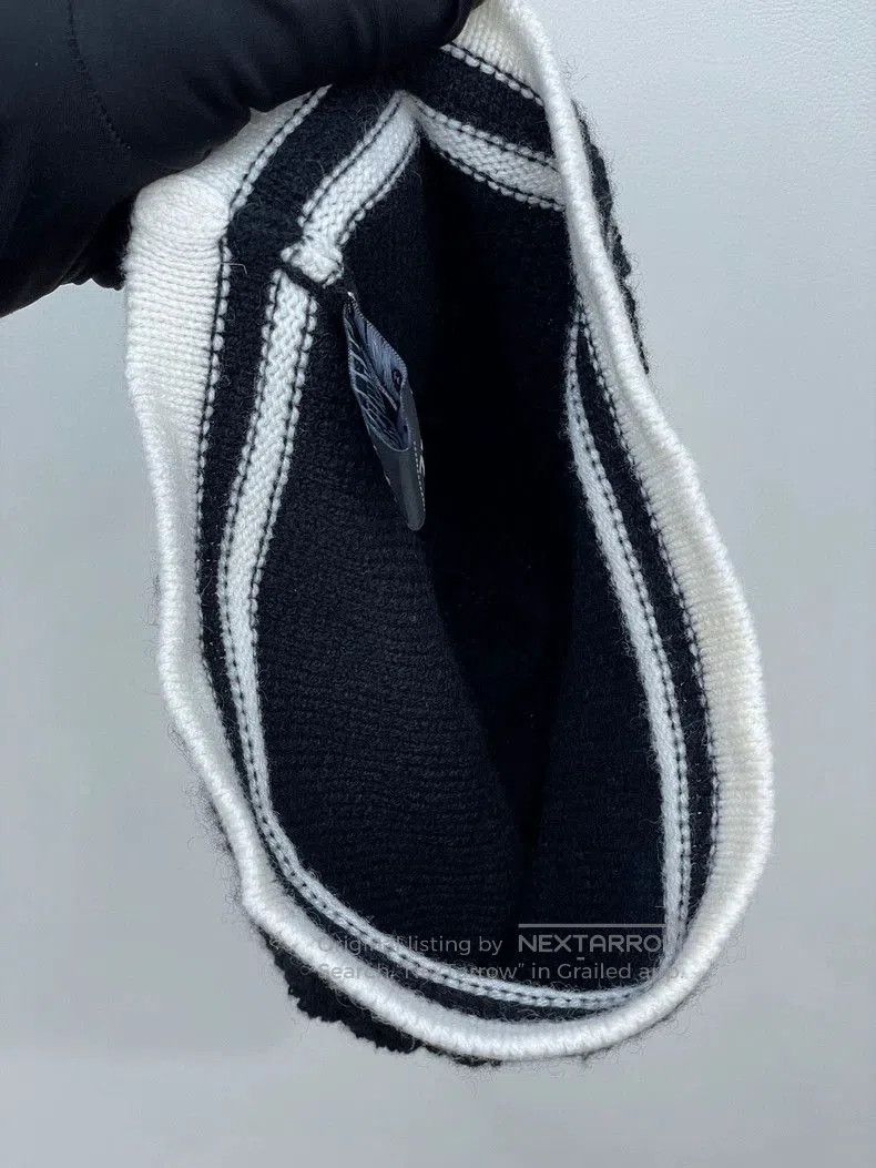 Chanel CHANEL 22B Black and White Knit Beanie. Size ONE SIZE - 9 Thumbnail