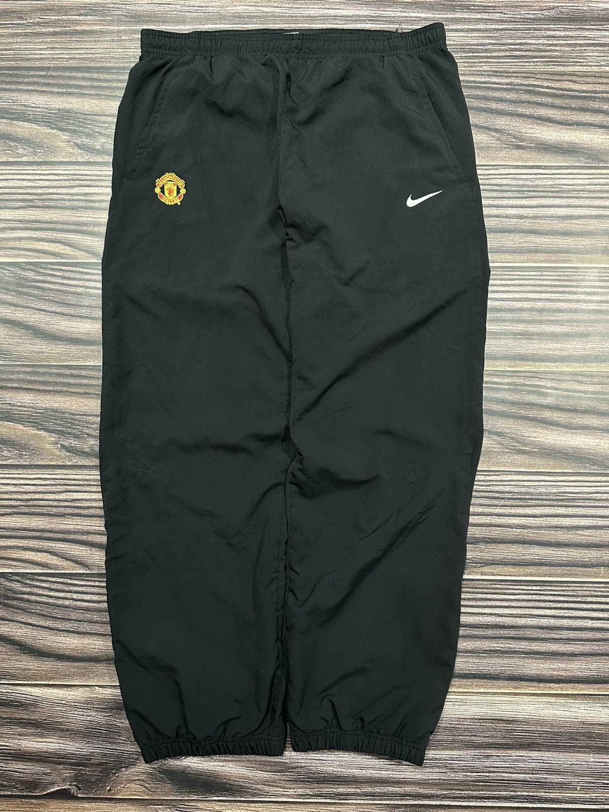 パンツ Manchester united NIKE NYLON pants 2008 Vintage Y2k 00's Nike Manchester United Nylon Track Pants