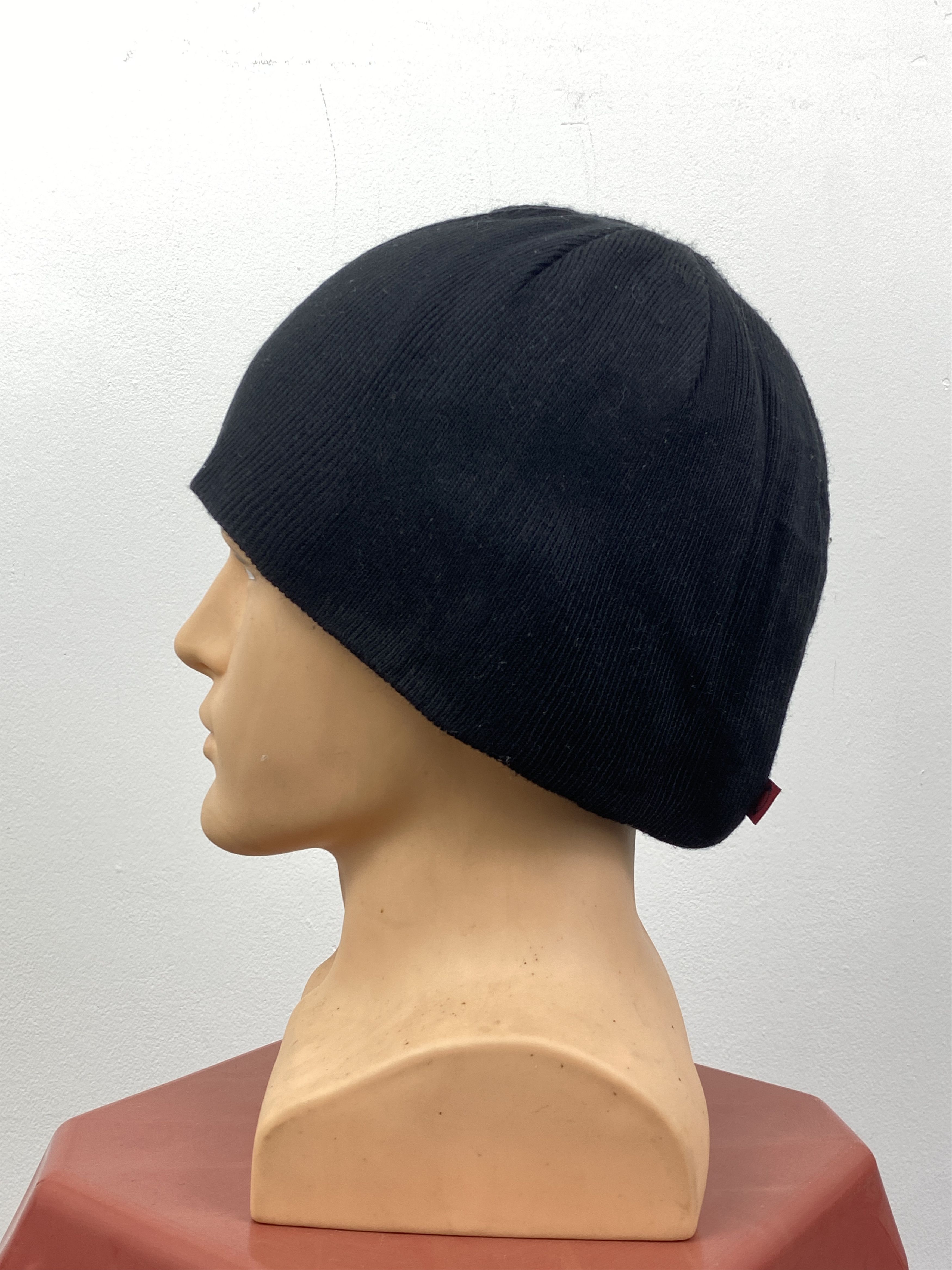 Oakley Vintage Oakley Beanie / Winter Hat / Snow Cap BA0065 Size ONE SIZE - 2 Thumbnail