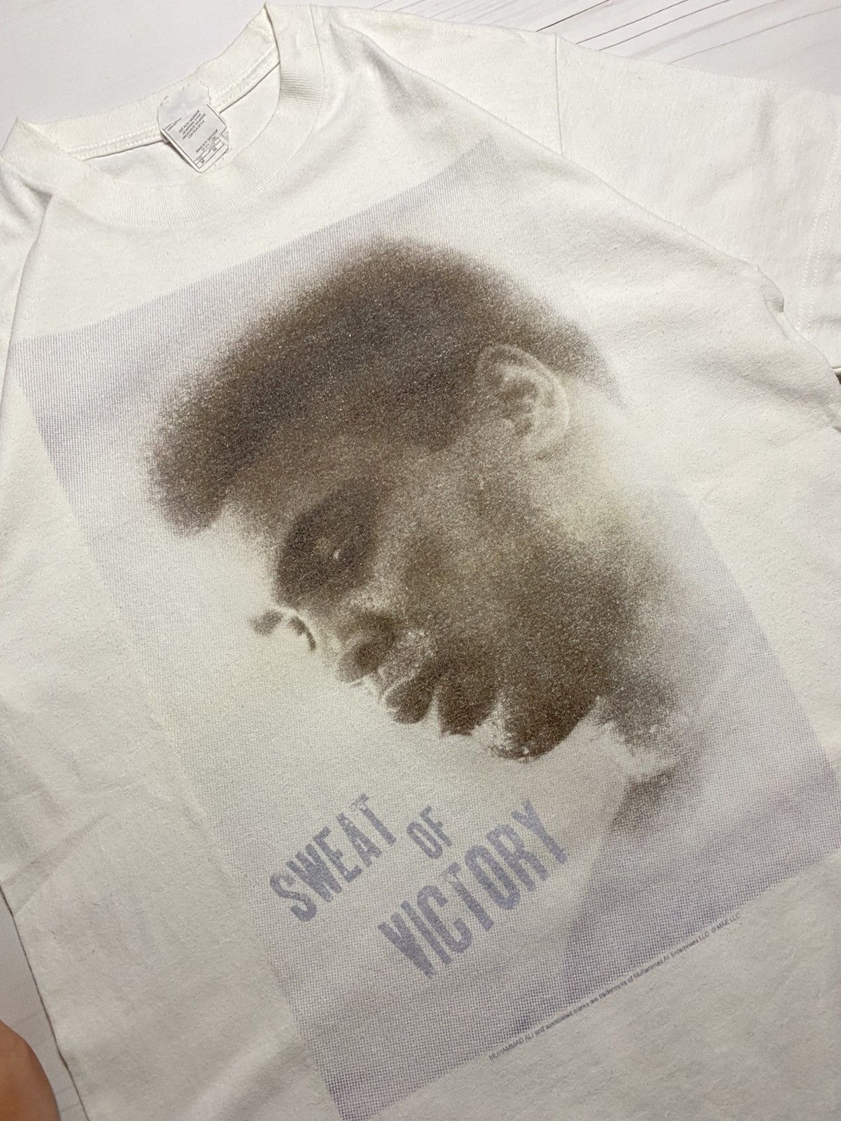 Vintage Vintage 00’s Muhammad Ali Sweat of Victory y2k t shirt Size US M / EU 48-50 / 2 - 8 Thumbnail