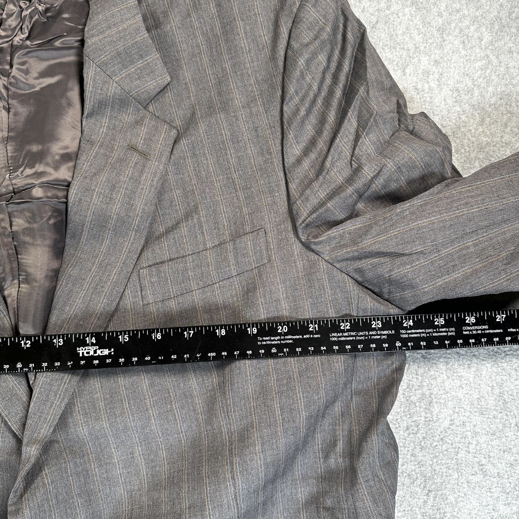 Brooks Brothers Brooks Brothers 1818 Madison Suit Mens Blazer 43x28 Wool 2 Piece Gray Pinstripe Classic Notch 2 Button 4-Button Cuffs 1818 Madison Men’s Suit Size 46R - 5 Thumbnail