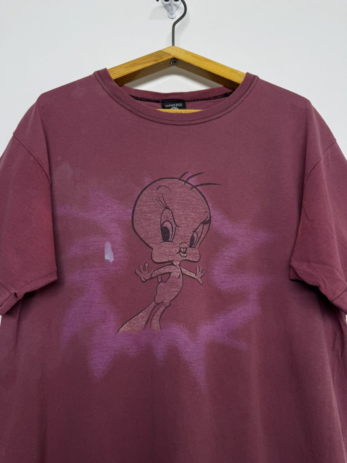 Warner Bros Vintage 1996 Warner Bros tweety tee shirt Size US M / EU 48-50 / 2 - 3 Thumbnail