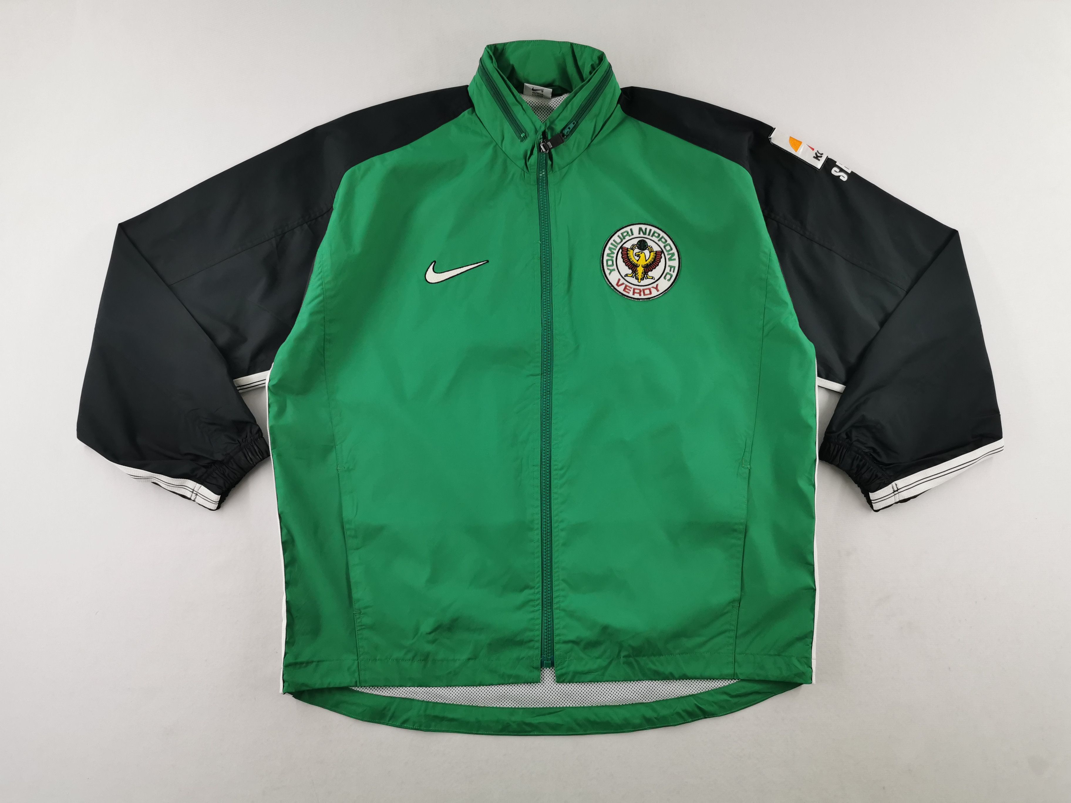 Nike Nike Yomiuri Nippon FC Verdy Colorblock Windbreaker Jacket Size US XL / EU 56 / 4 - 4 Thumbnail