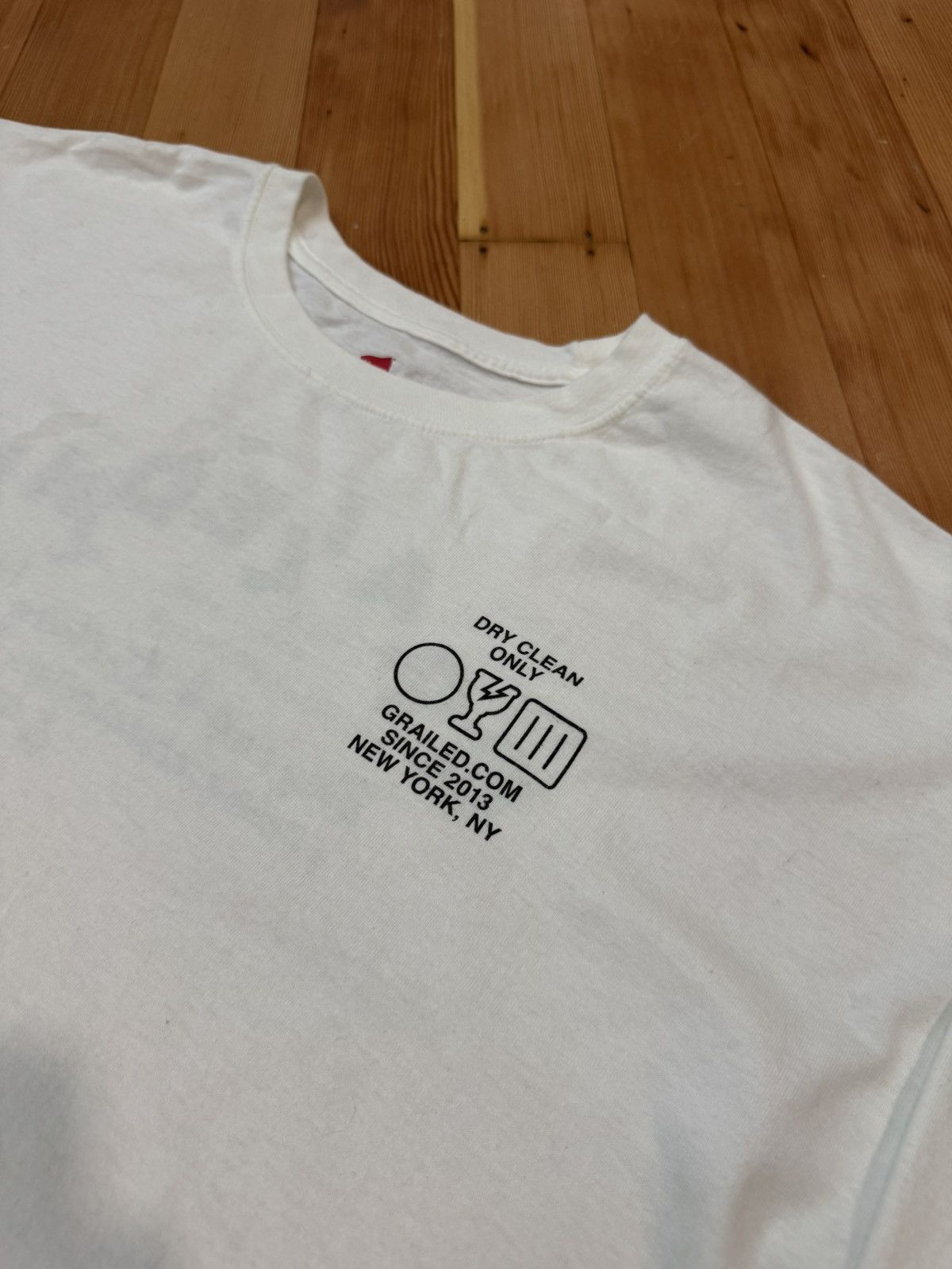 Hanes Grailed Exclusive Employee Only Tee Size US XXL / EU 58 / 5 - 1 Thumbnail