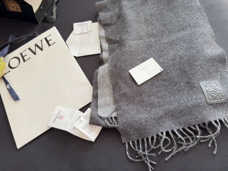LOEWE scarf