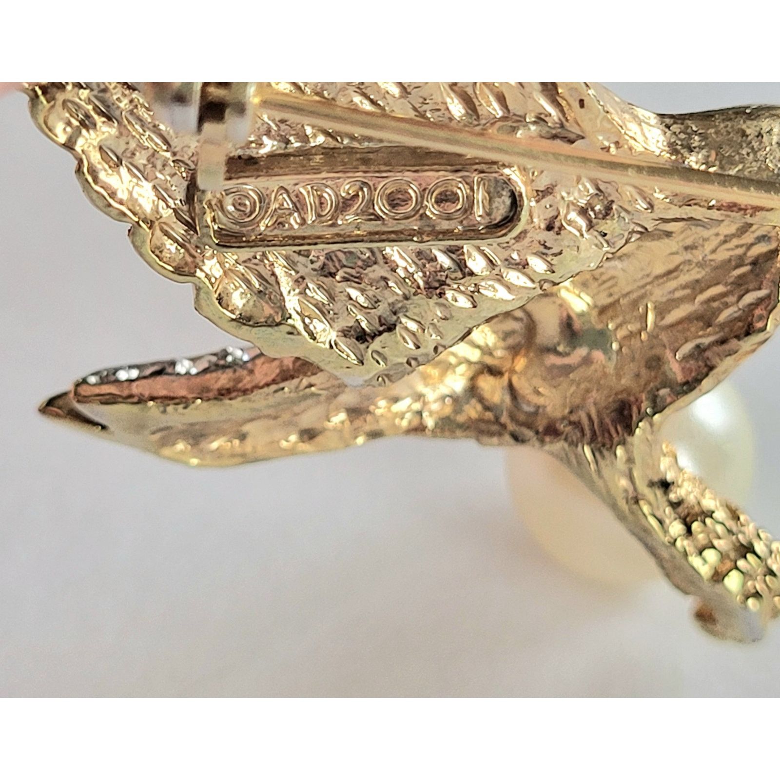& Other Stories AD2001 Vintage Eagle Brooch Pave Rhinestones Pearl Ann Hand Size ONE SIZE - 7 Thumbnail