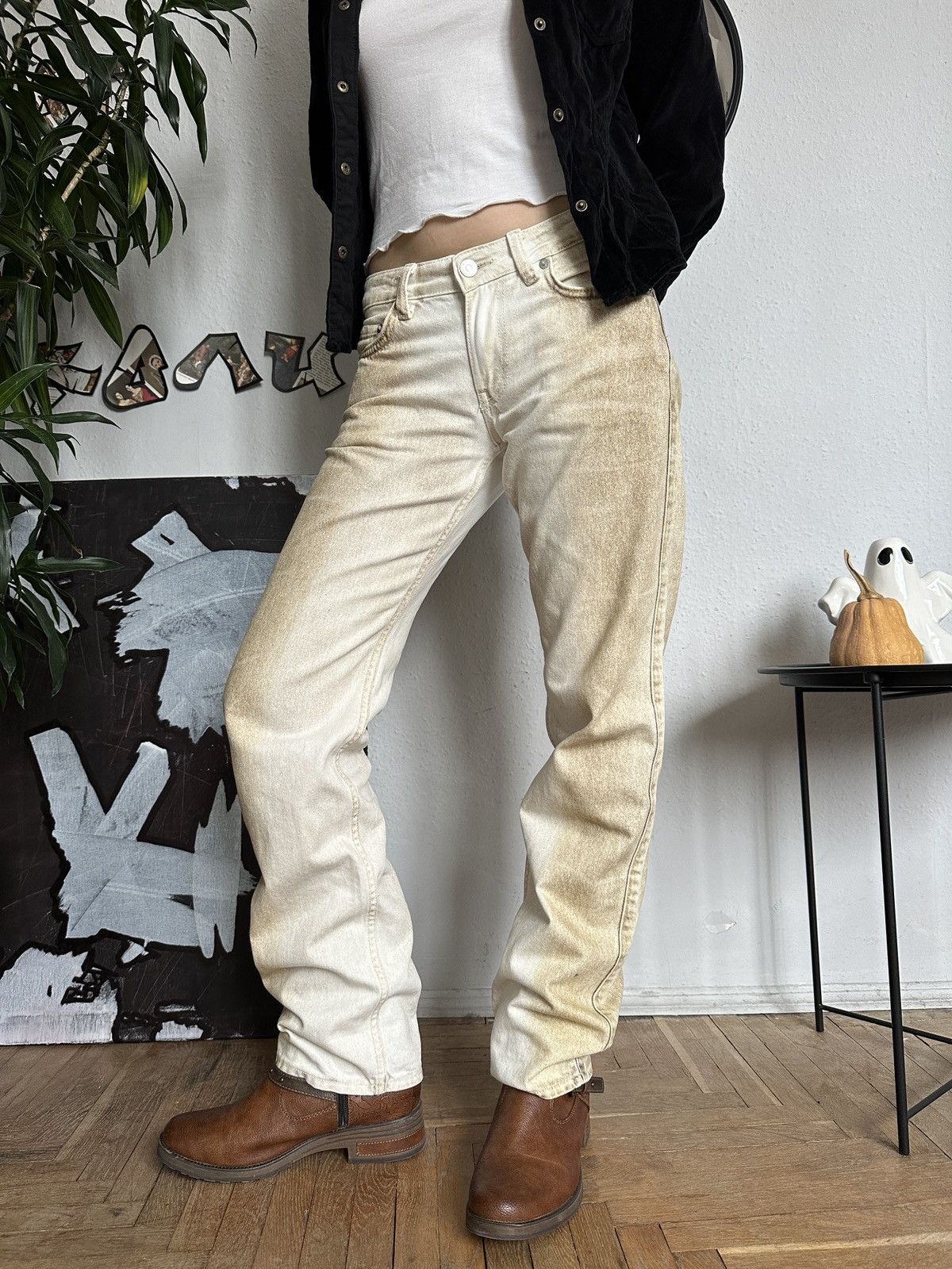 Weekday Weekday Arrow Low Dusty Western Straight Jeans Size 25" / US 0 / IT 36 - 5 Thumbnail