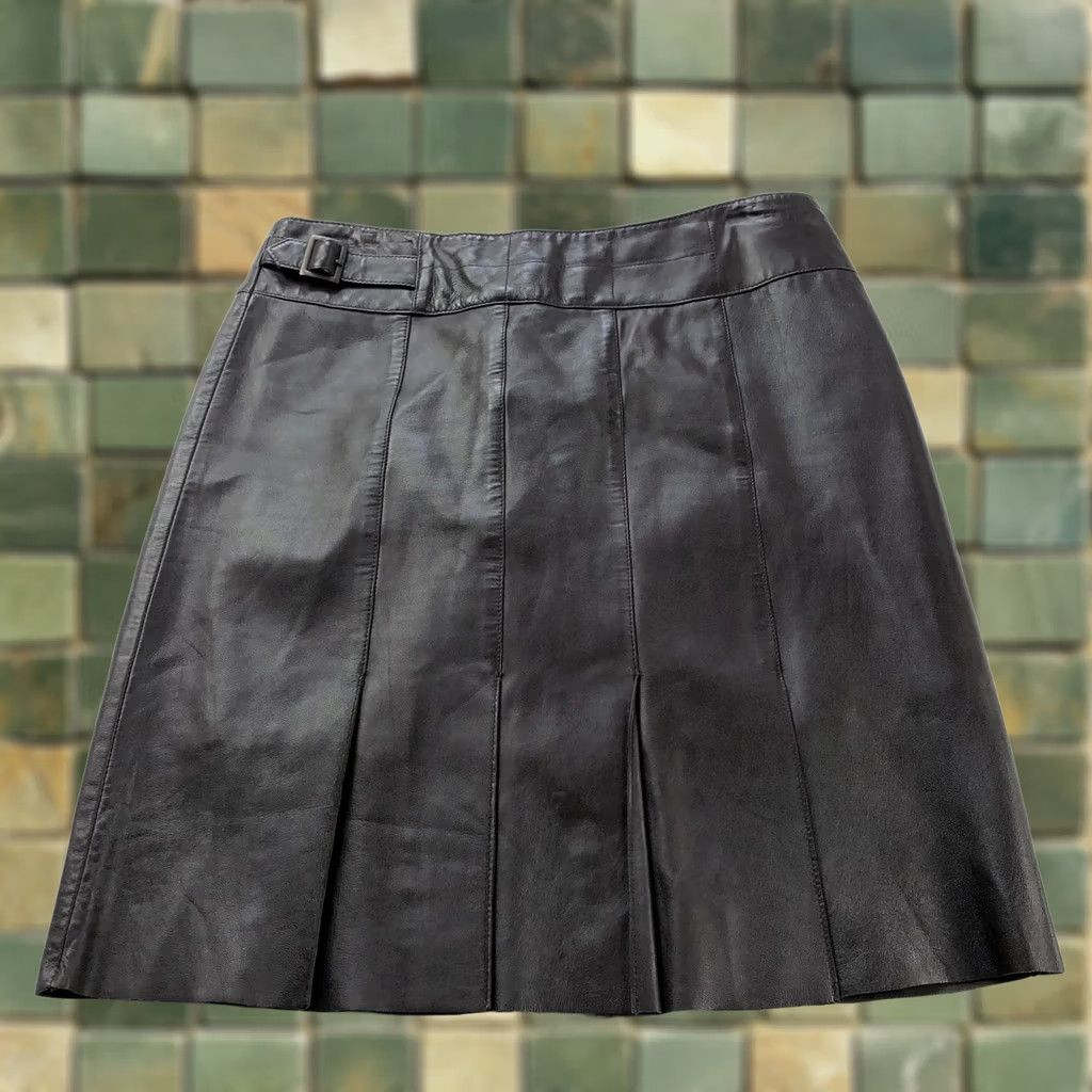 Vintage Cache Mini Skirt Brown 6 Fits 30In 100% Lamb Leather Zip Pleated Lined READ Size 28" / US 6 / IT 42 - 1 Thumbnail