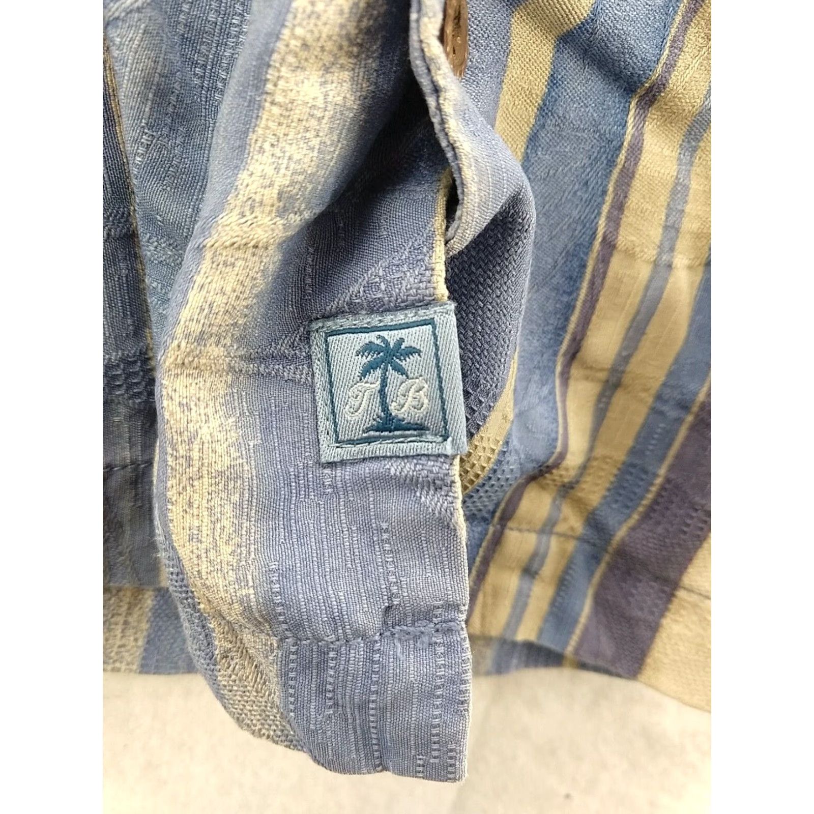 Tommy Bahama Tommy Bahama Button-Up Shirt Plaids & Checks 100% Silk Pocket Original Fit L Multicolor Men’s XL Short Sleeve Button-Front Mens Size US L / EU 52-54 / 3 - 7 Thumbnail