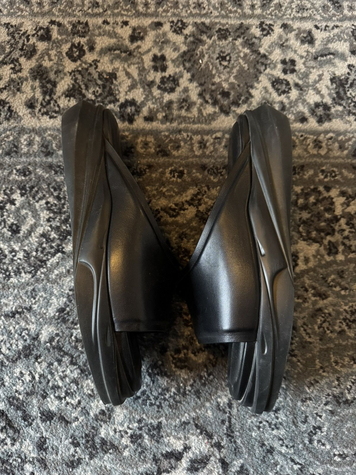 1017 ALYX 9SM 1017 ALYX 9SM leather mono slip on Size US 12 / EU 45 - 1 Thumbnail