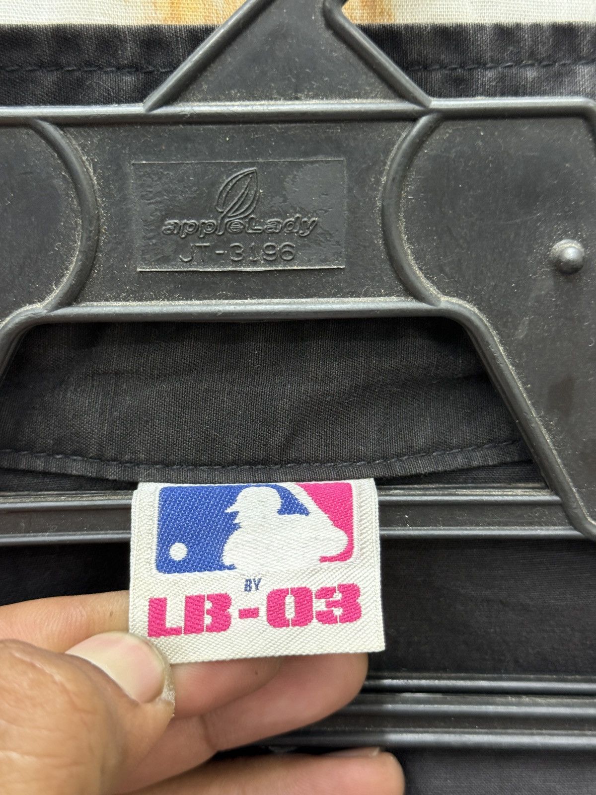 MLB 🔥🔥🔥ARCHIVE MLB LOS ANGELES SHIRTS JACKET Size US M / EU 48-50 / 2 - 8 Thumbnail