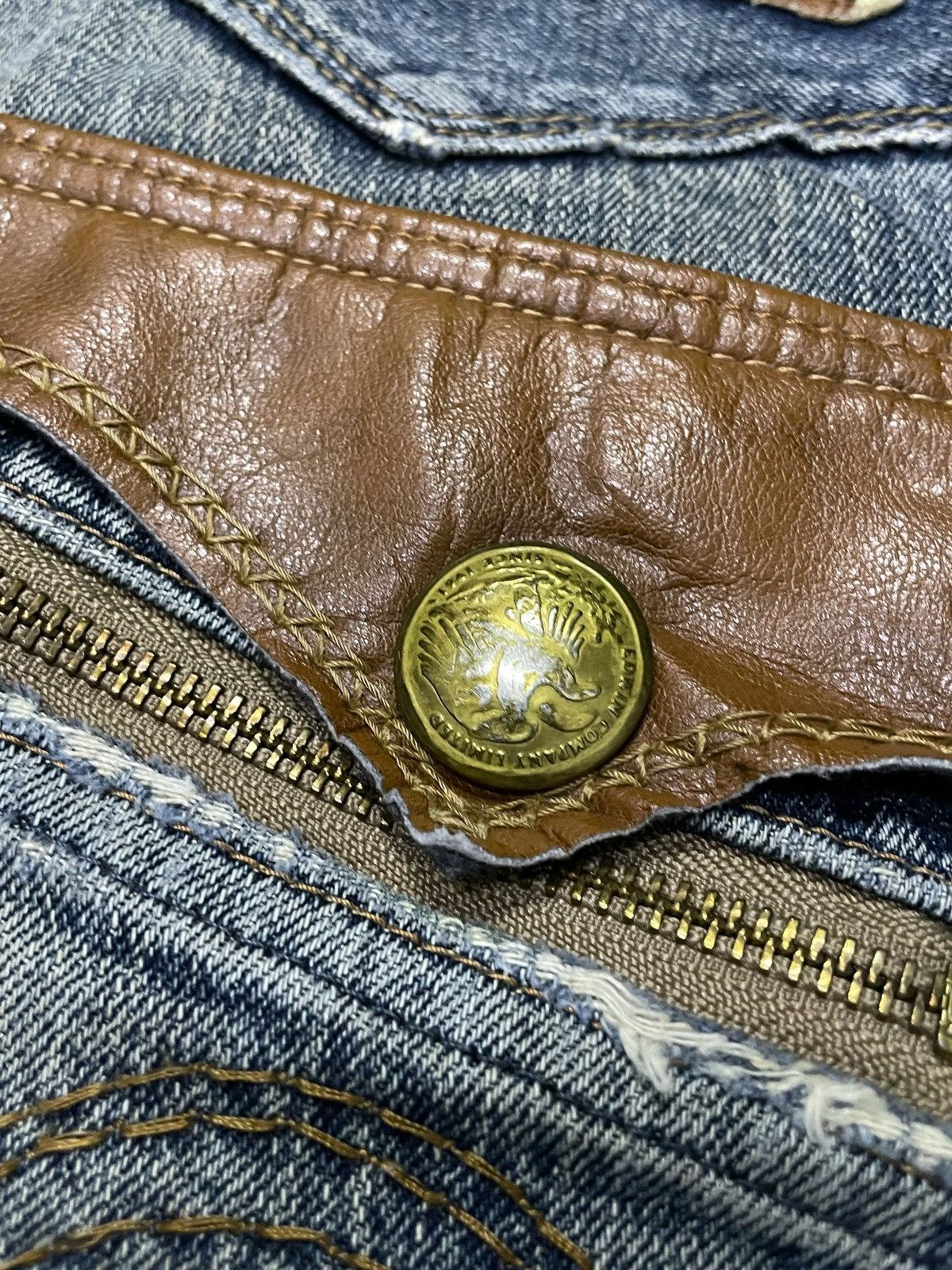 Edwin × If Six Was Nine × Vintage Edwin XV 404 Mud Wash Leather Trimmed Loose Jeans Size US 32 / EU 48 - 18 Thumbnail