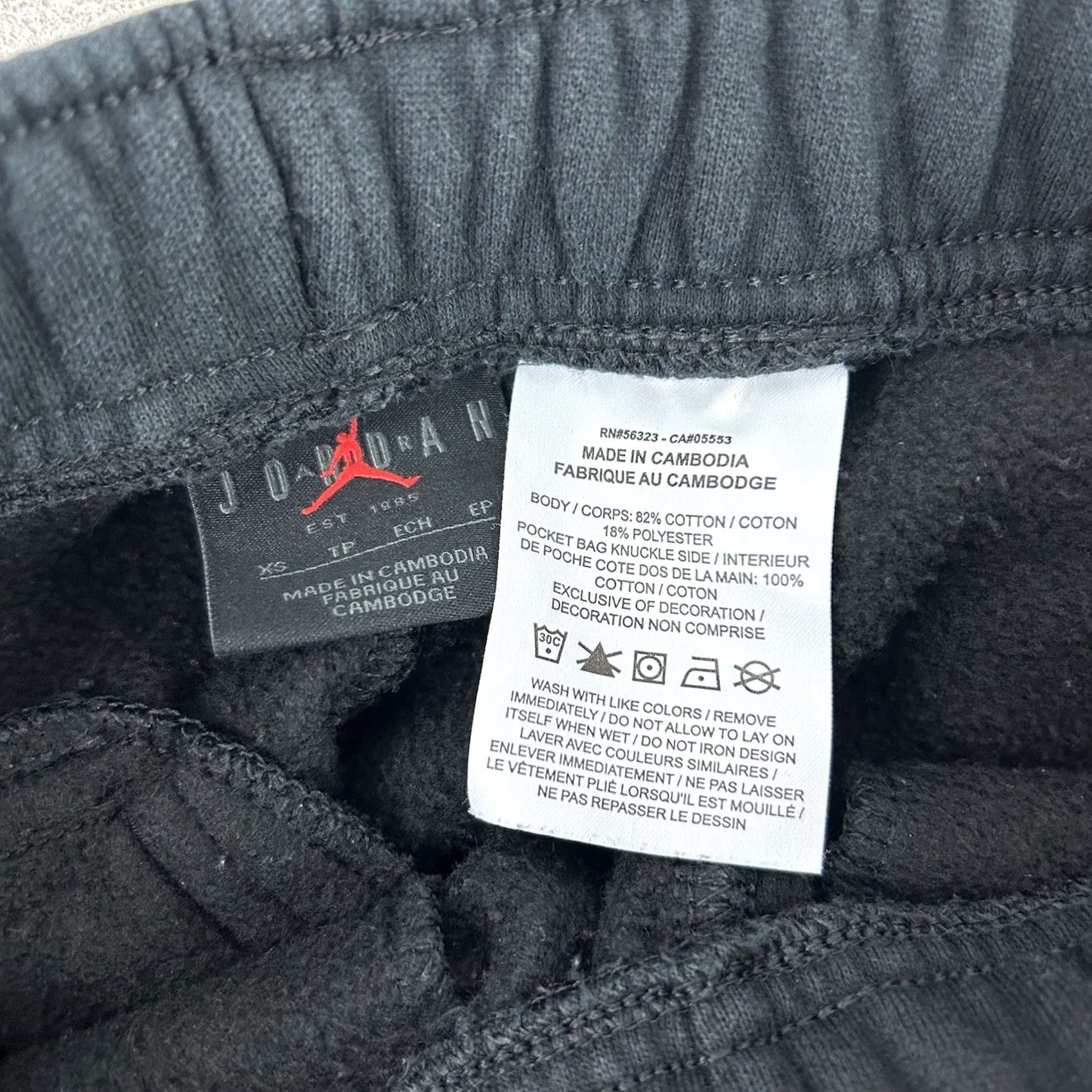 Nike VINTAGE NIKE Air Jordan Men's XS Jogger Pants DC9635-010 Black Sports Fleece Slim Inseam 26 in Mens Size US 27 - 4 Thumbnail
