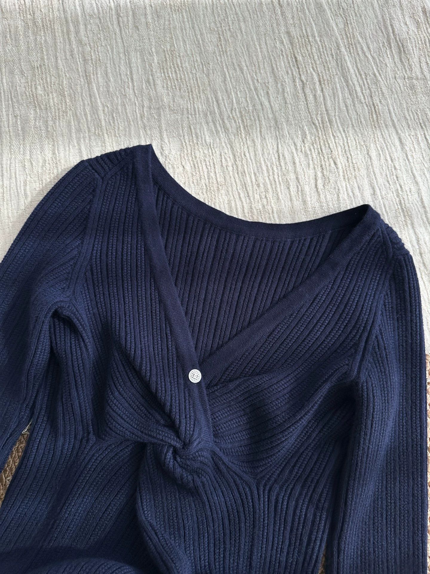 Chanel Chanel Chest Logo Knot 3/4 Sleeve Navy Blue Women's Dress Size S / US 4 / IT 40 - 5 Thumbnail