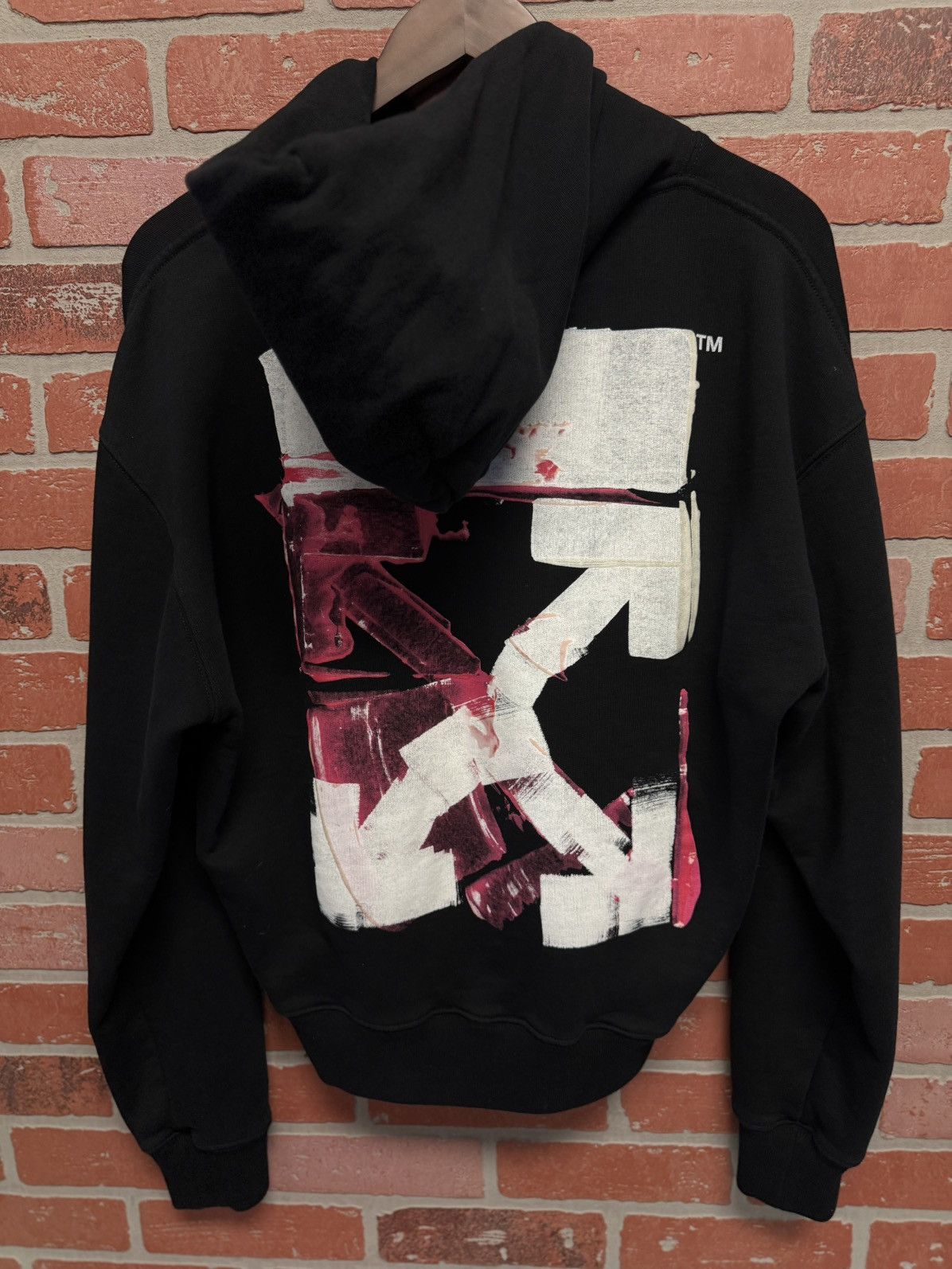Off-White Off White Arrow Hoodie Size Small Pre Owned 🧼 Size US S / EU 44-46 / 1 - 6 Thumbnail