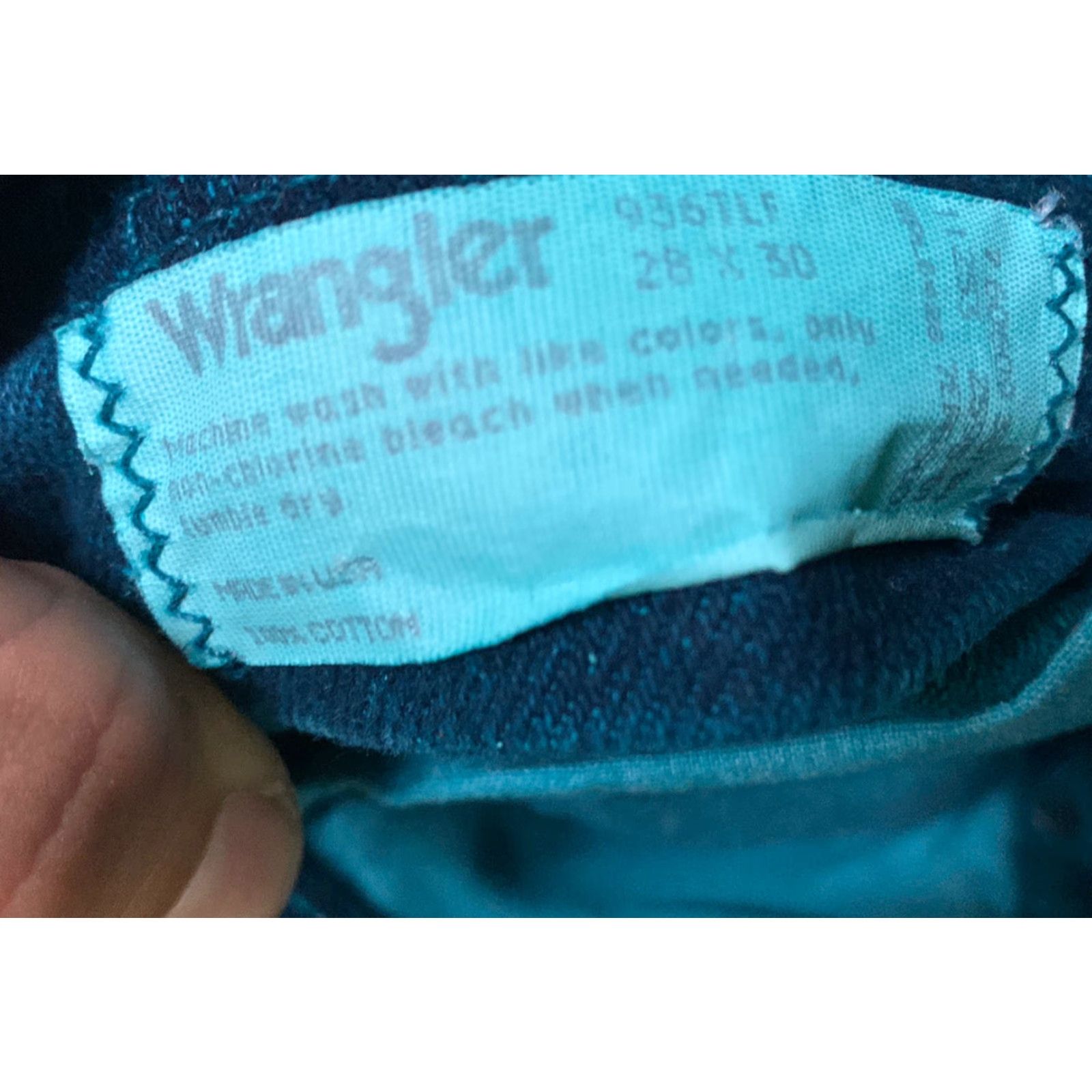 Wrangler VINTAGE Wrangler Slim Fit Women's Dark Blue Denim Jeans 28 X 30 Size 28" / US 6 / IT 42 - 6 Thumbnail