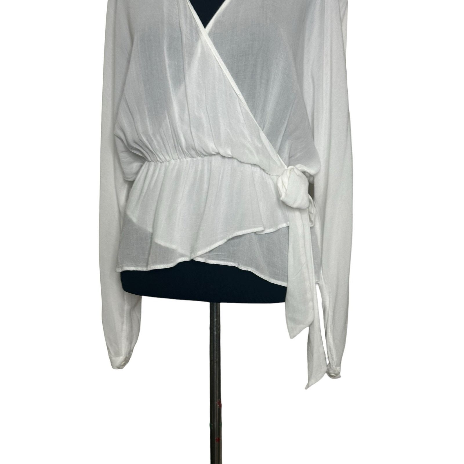 Zara Zara white sheer long sleeves peplum blouse size small Size S / US 4 / IT 40 - 9 Thumbnail