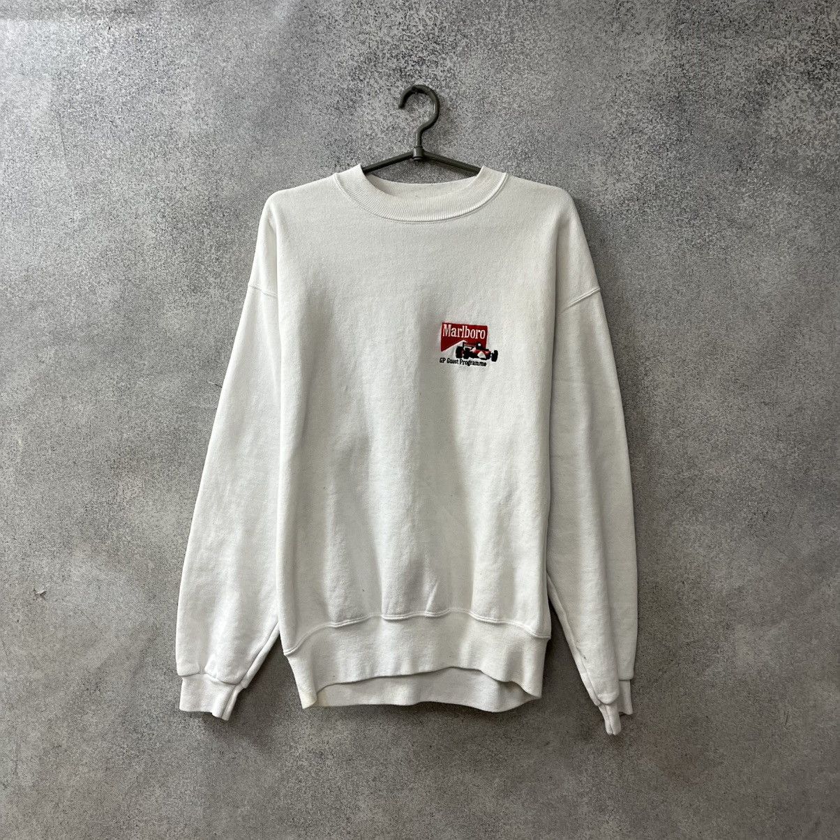 Marlboro Marlboro vintage sweatshirt white Size US L / EU 52-54 / 3 - 1 Thumbnail