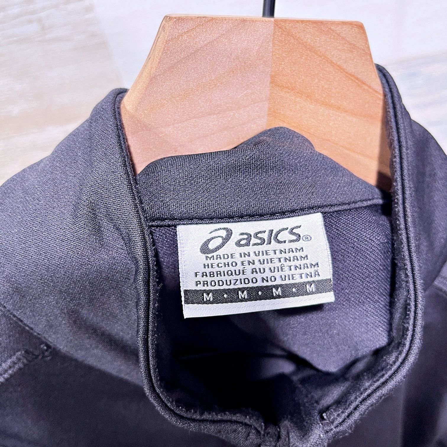 Asics ASICS 1/4 Zip Tech Pullover Black Lightweight Mens Medium Size US M / EU 48-50 / 2 - 5 Thumbnail