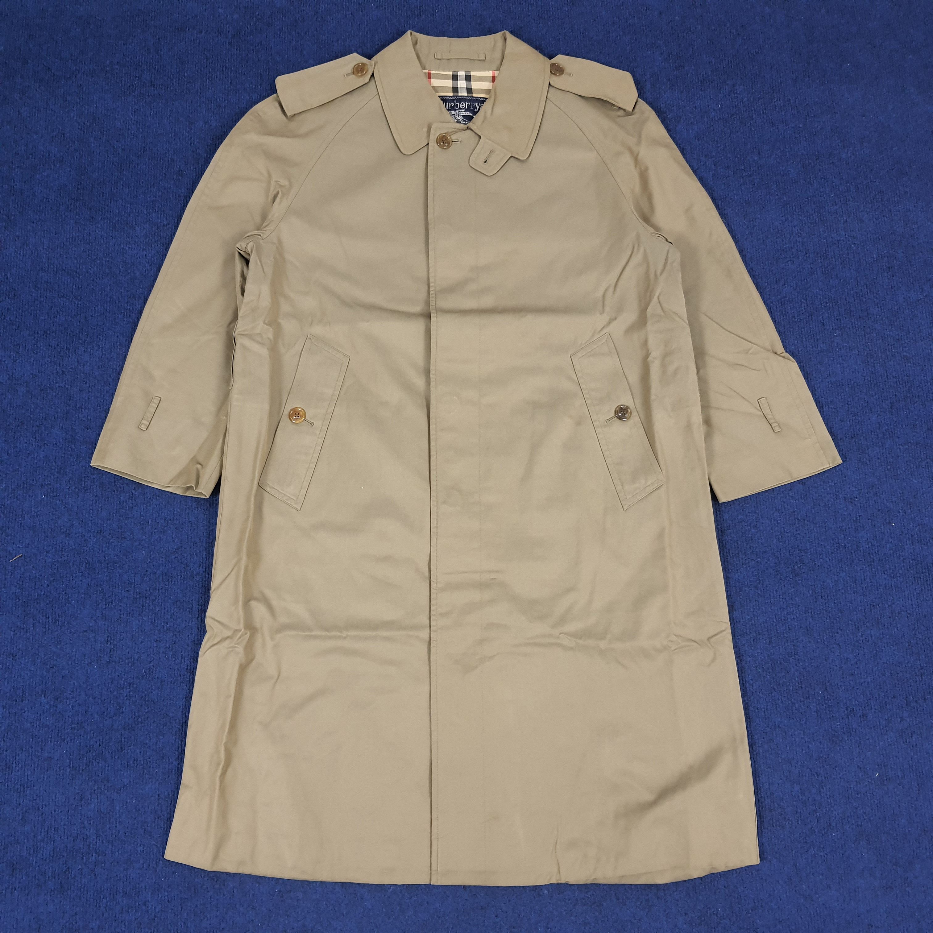 Burberry × Vintage Vintage Burberrys' Trench Coat Jacket Size US M / EU 48-50 / 2 - 1 Thumbnail
