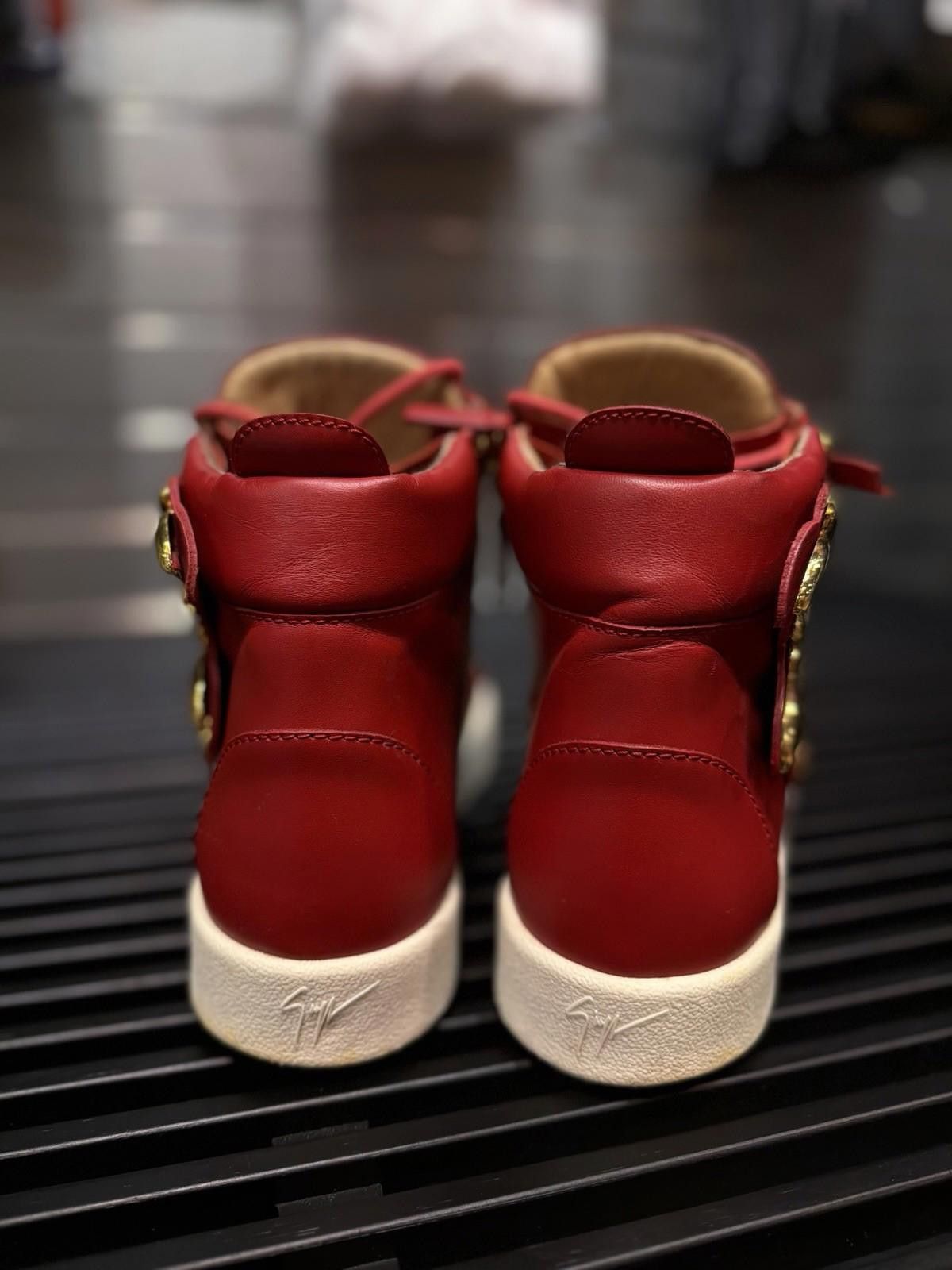 Giuseppe Zanotti Giuseppe Zanotti Size 44EU/11US Red Leather Wings Sneakers Size US 11 / EU 44 - 11 Thumbnail