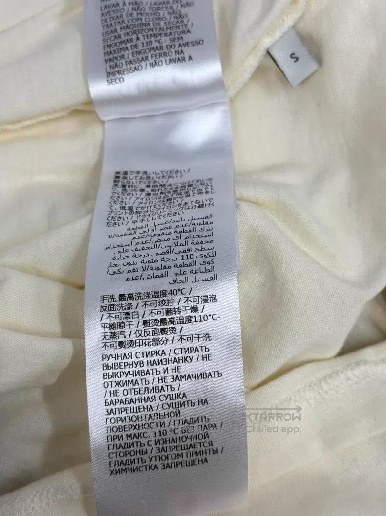 Gucci Gucci White letter short-sleeved T-shirt Size S / US 4 / IT 40 - 7 Thumbnail